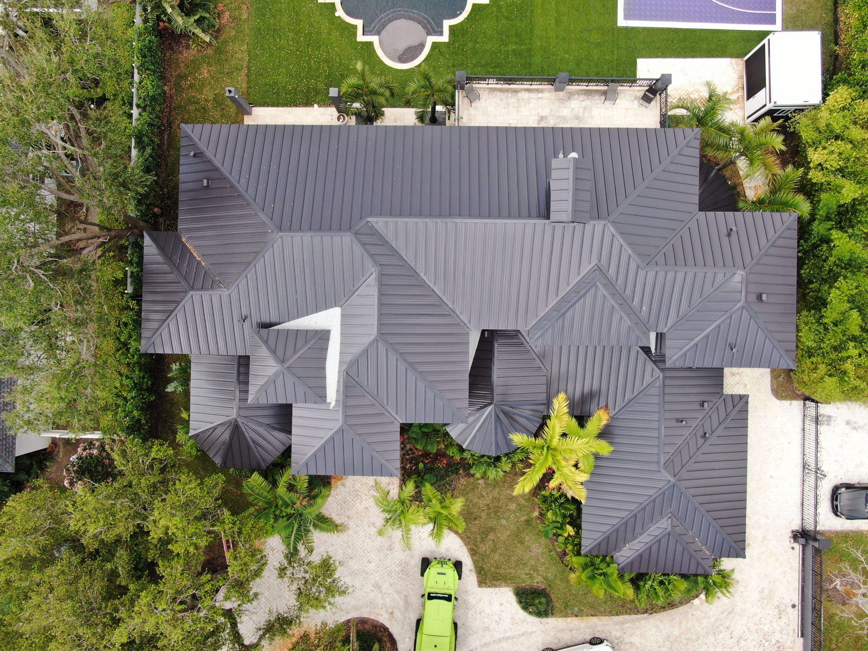 Metal Roof - Galvalume - Matte Black by Istueta Roofing