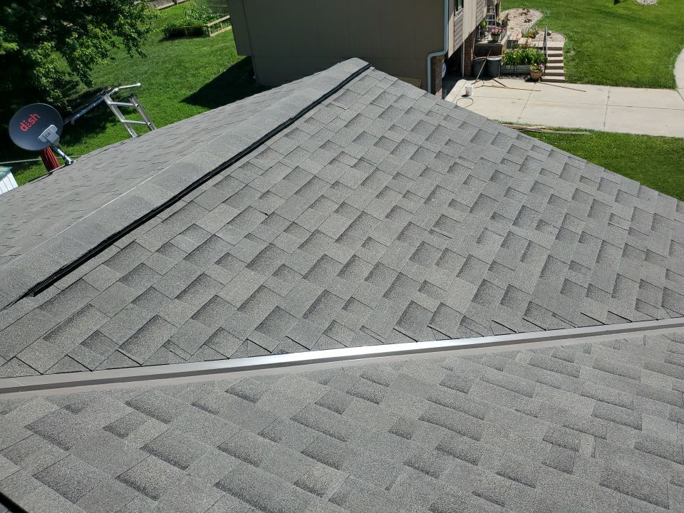Malarkey Vista - Weathered Wood by White Castle Roofing
