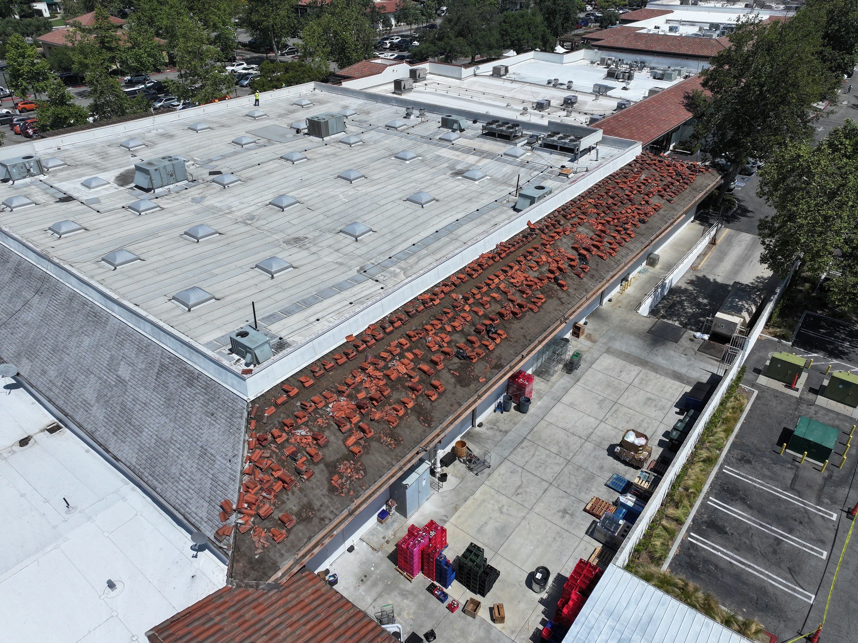 Regency Westlake Shopping Center  by Sanchez Single Ply Roofing