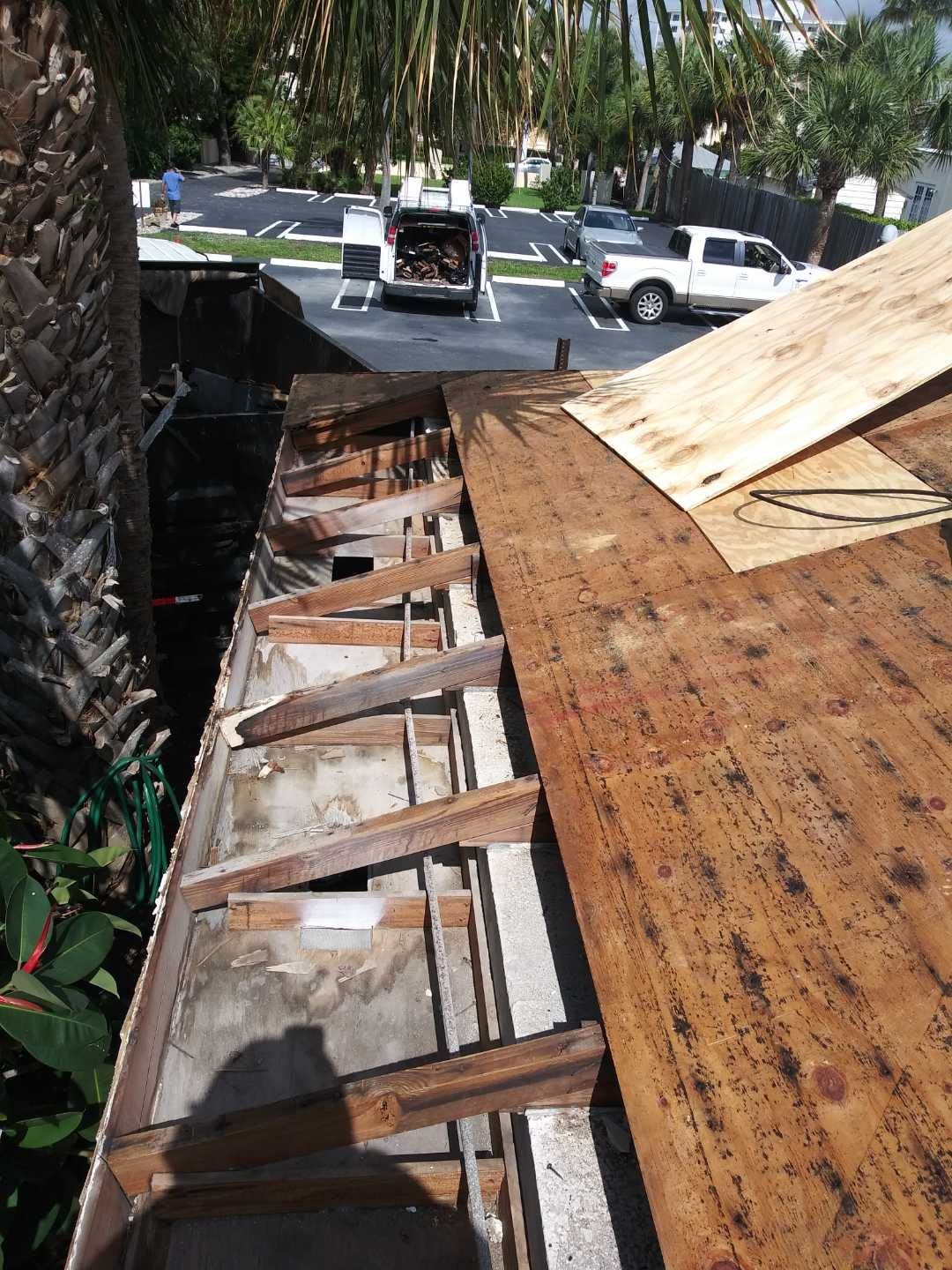 Shingle Roof Replacement in Delray Beach โ Durable, Stylish & Hurricane-Resistant by Aastro Roofing