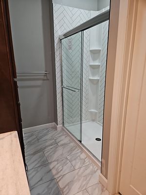 Herringbone Acrylic Shower