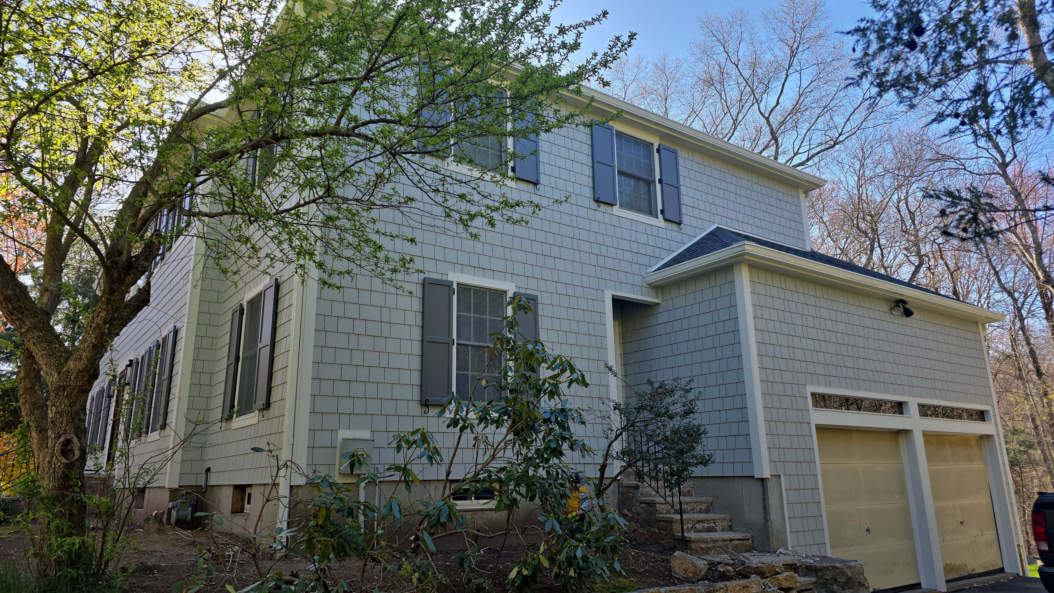 Siding and roof replacement in Framingham, Ma by UBrothers Construction