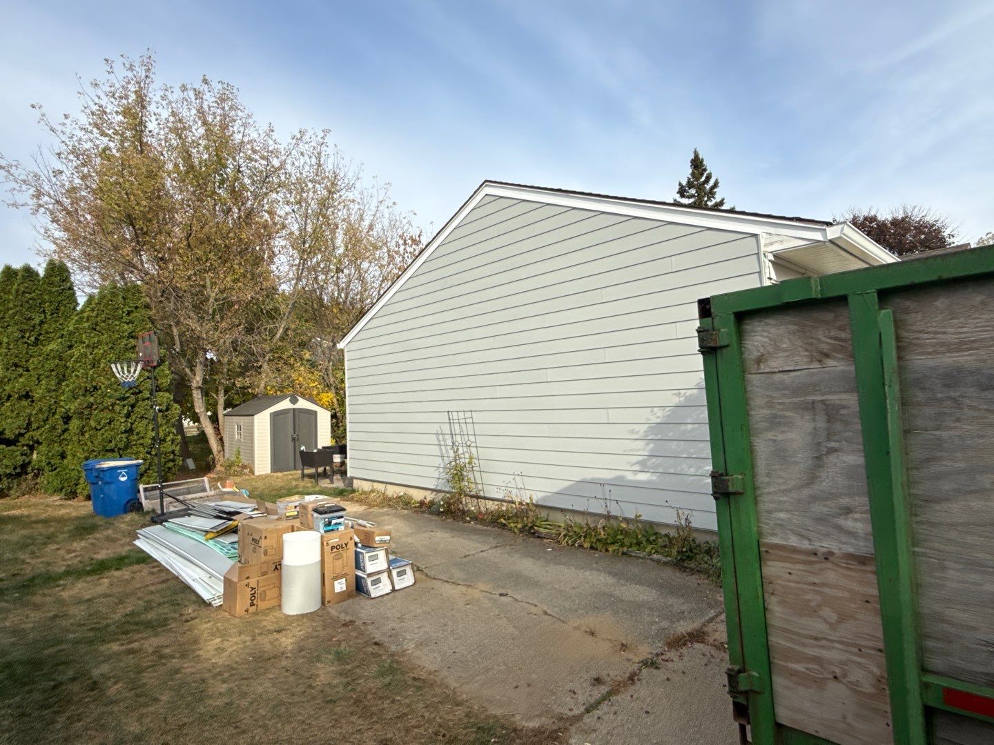 Siding Replacement using Alside S7 Cedar Mill Grain Cape Cod Grey by 180 Contractors