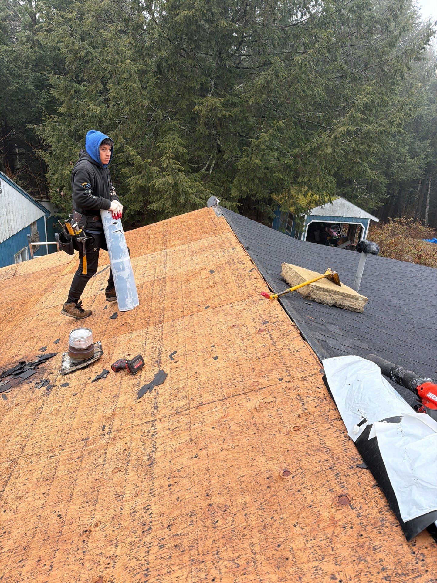 Lisbon Maine OC Roof install by Tall pine roofing