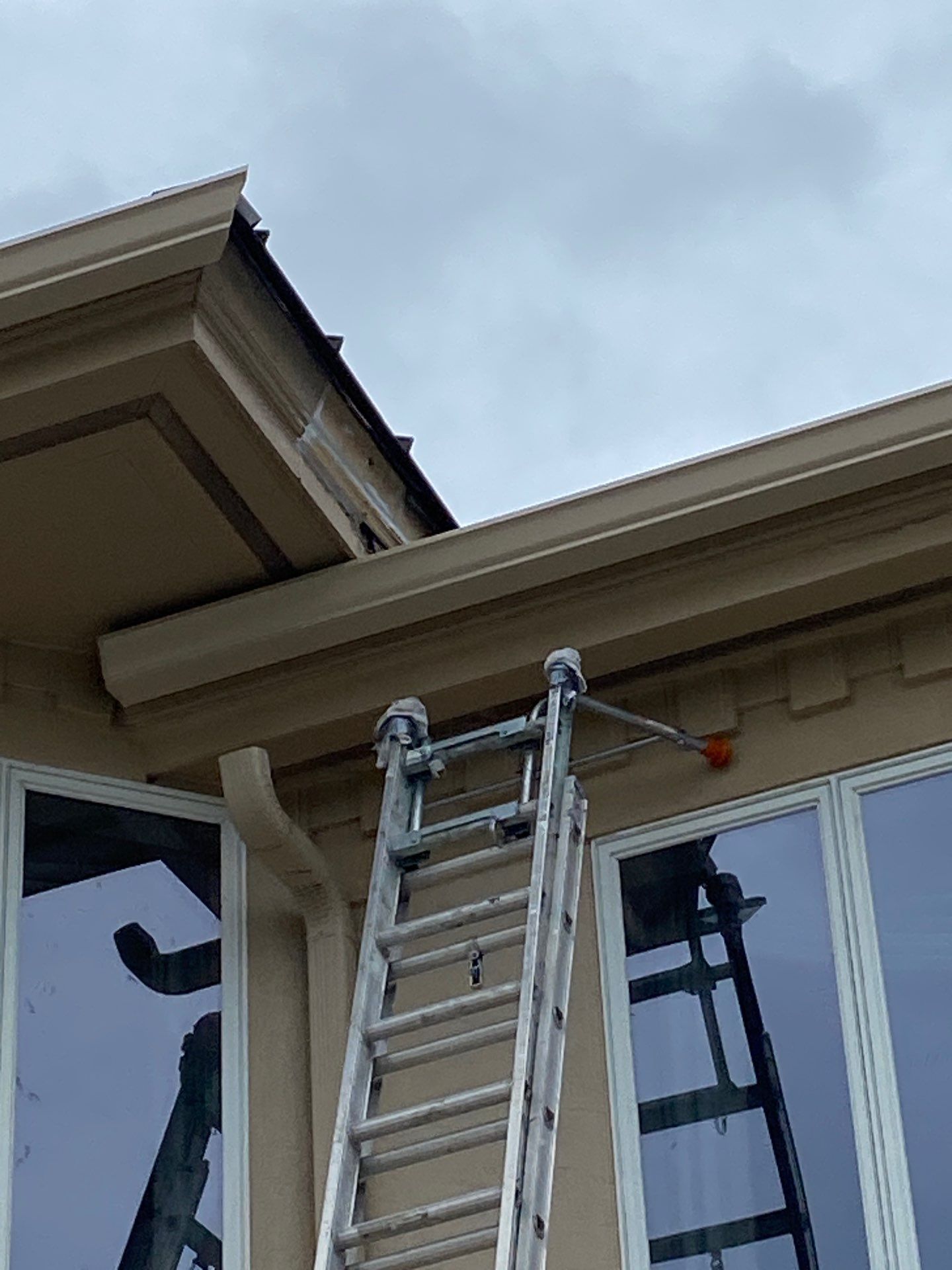 Seamless Gutters in Sarasota FL by Gutter Professors