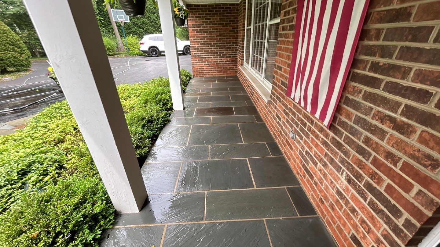 Northfield, IL patio power washing by Northern Power Washing LLC.