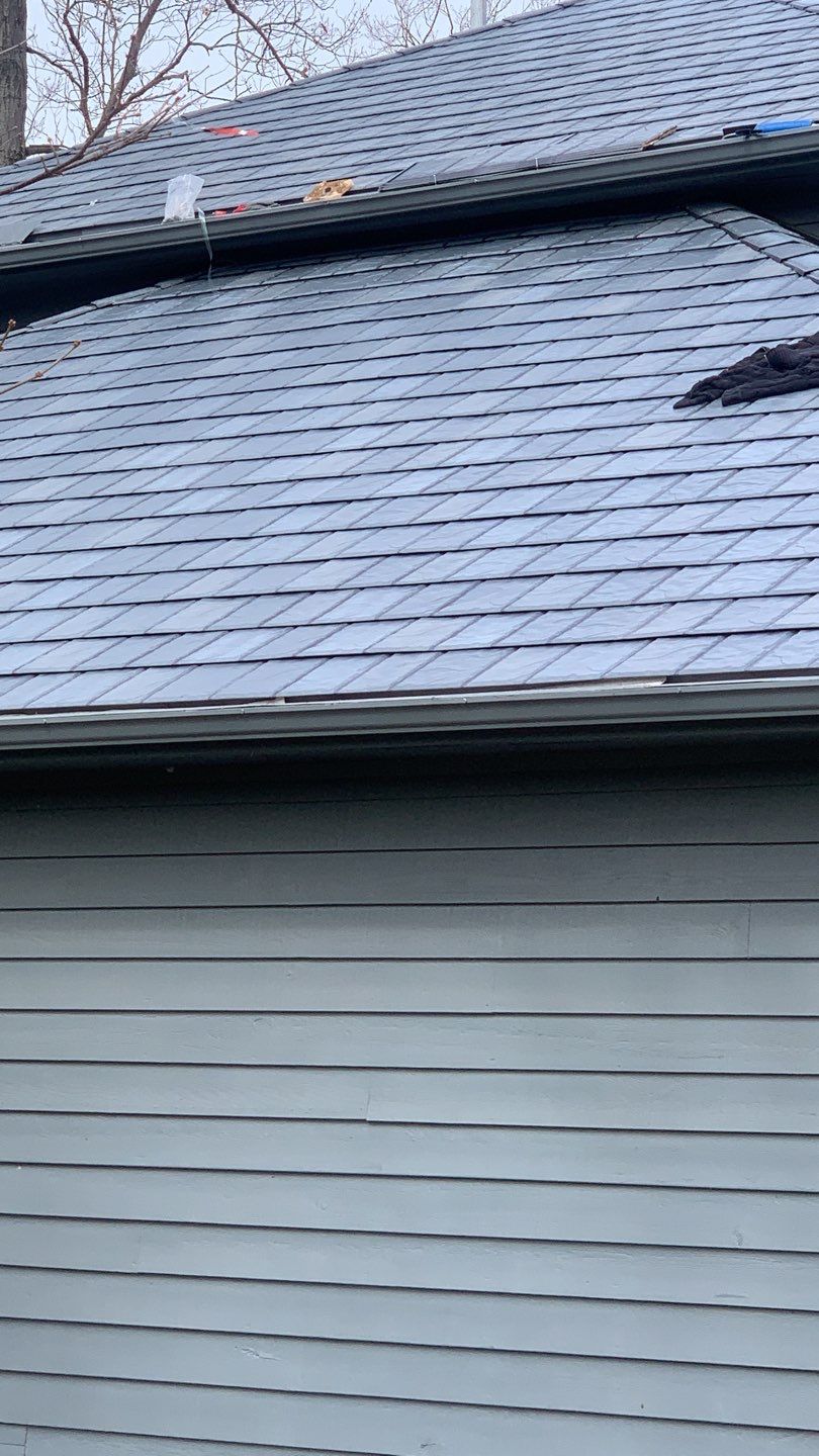 EDCO Arrowline Slate Metal Shingle Roof in Fort Wayne, Indiana by 4Ever Metal Roofing
