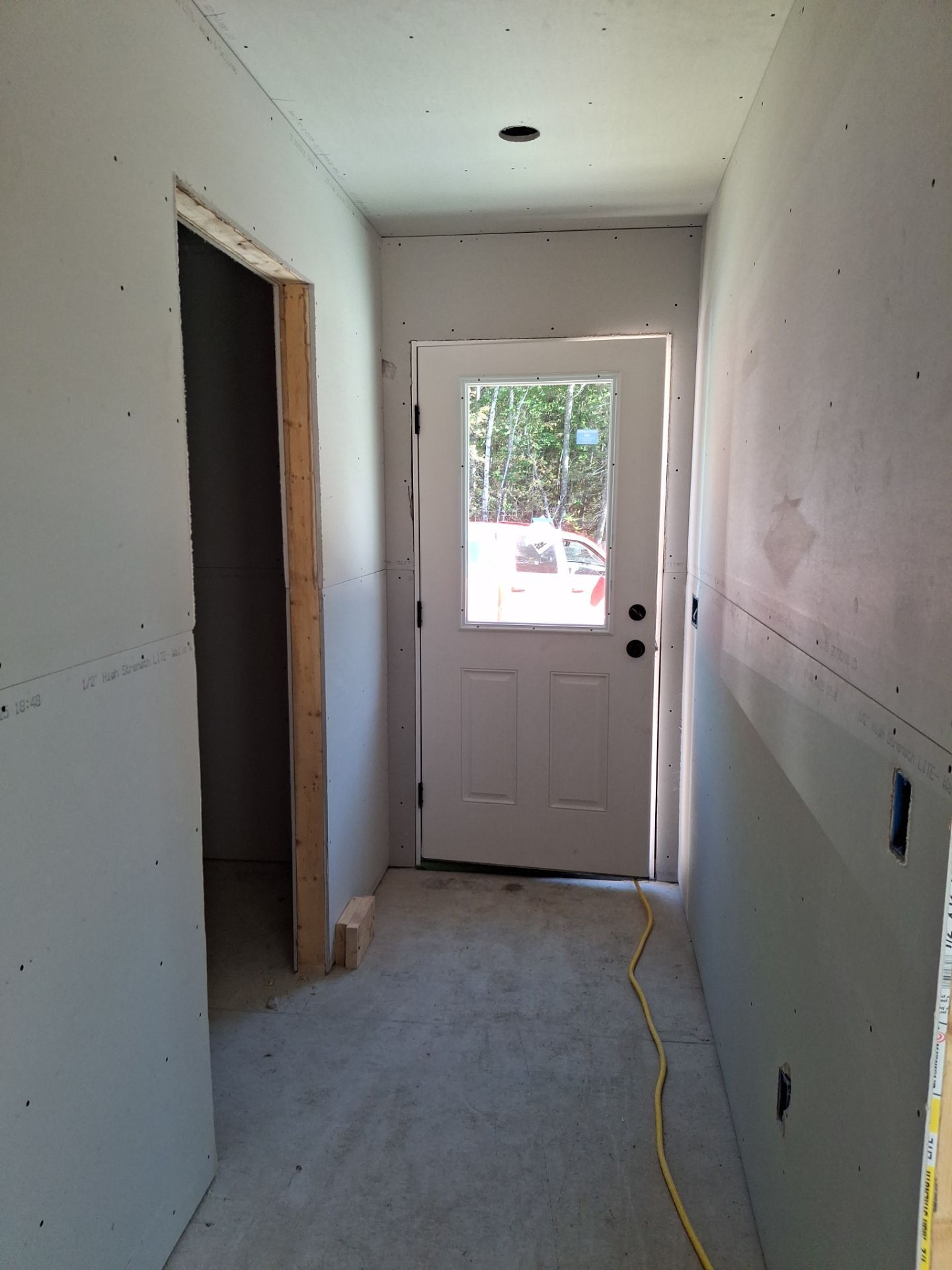 New construction Drywall  by Big Pine Panting Inc