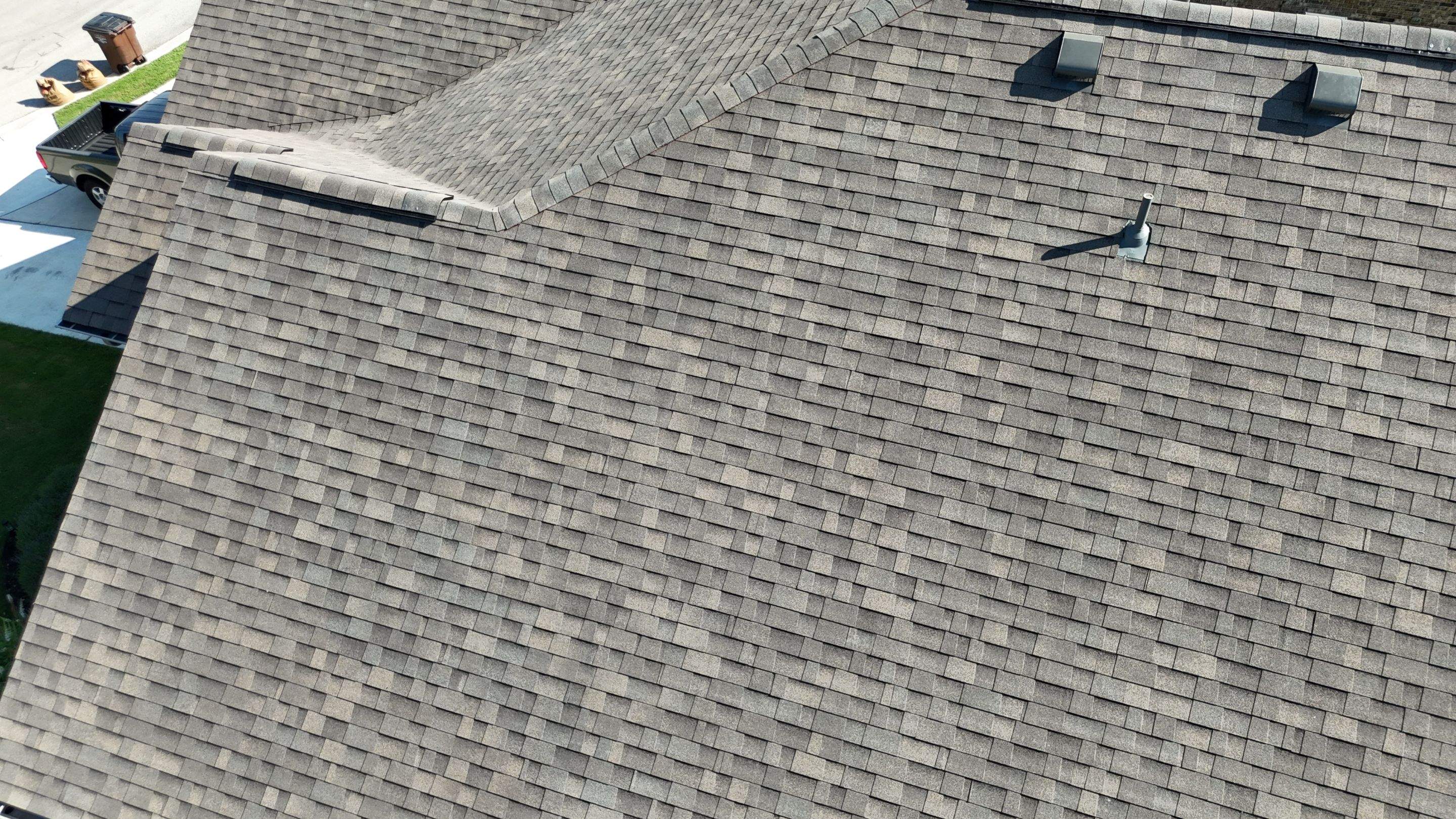 Weathered Wood - Malarkey Vista by RoofsOnly.com