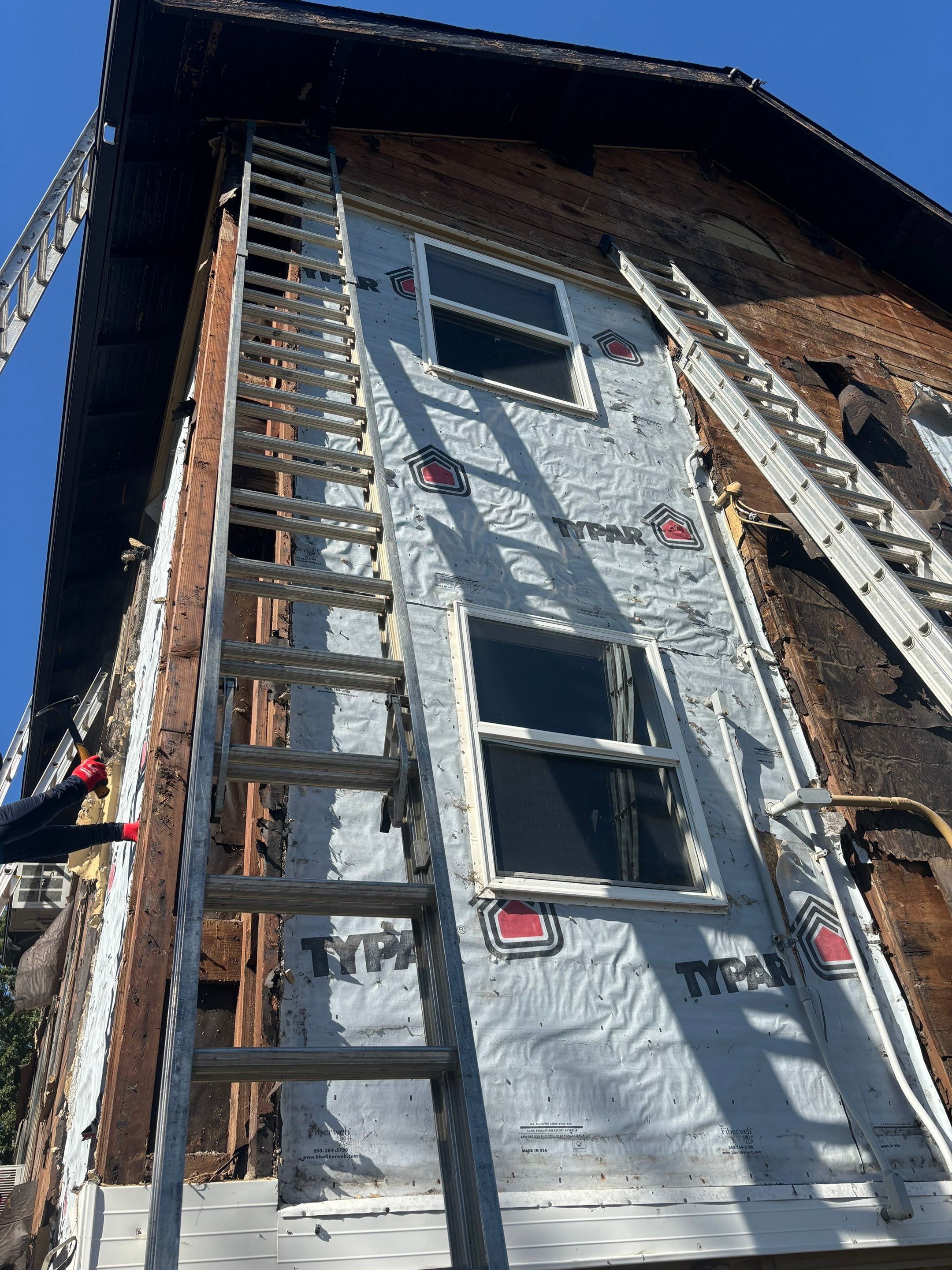Siding Installation using Elm Grove by EEC  Windows, Siding & Roofing 