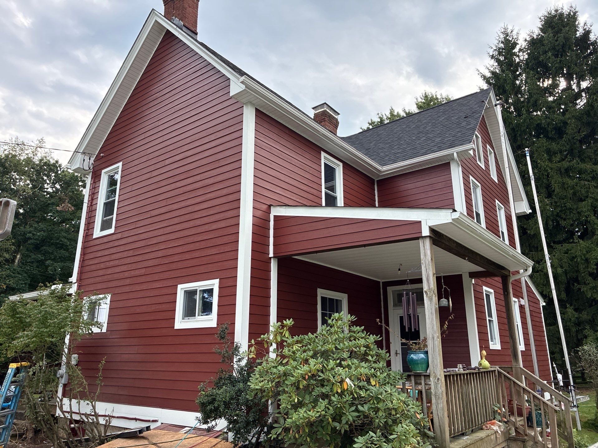 Full House Siding Renovation and Exterior Repairs in Valencia, Pennsylvania by Ideal Siding Pittsburgh