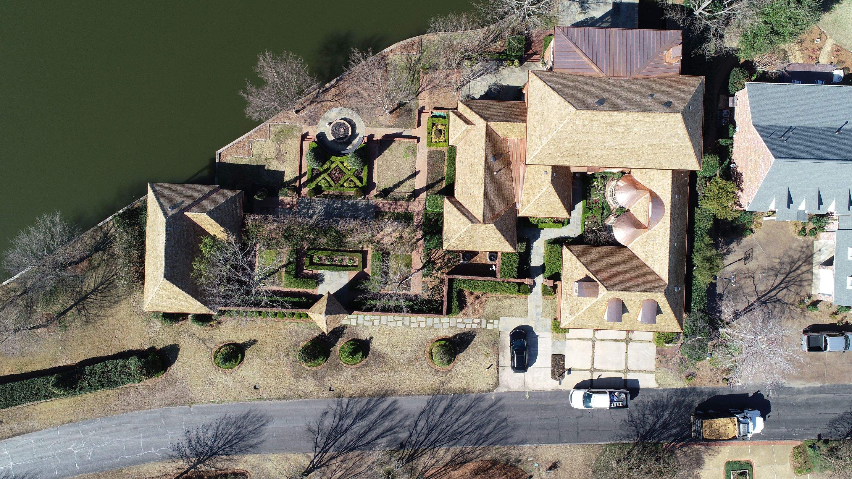 Certi Grade Cedar Perfection Shingles by Elite Roofing & Gutters