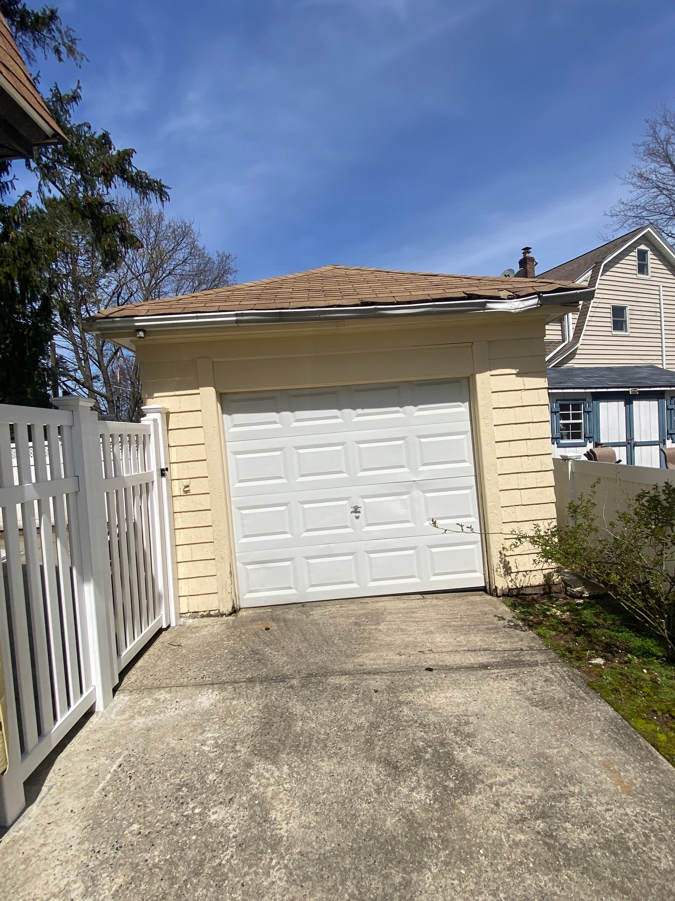 Full House Installation 5" black seamless gutters and 2x3 leaders using 5" black K style seamless gutters and 2x3 black leaders by Above All Gutters