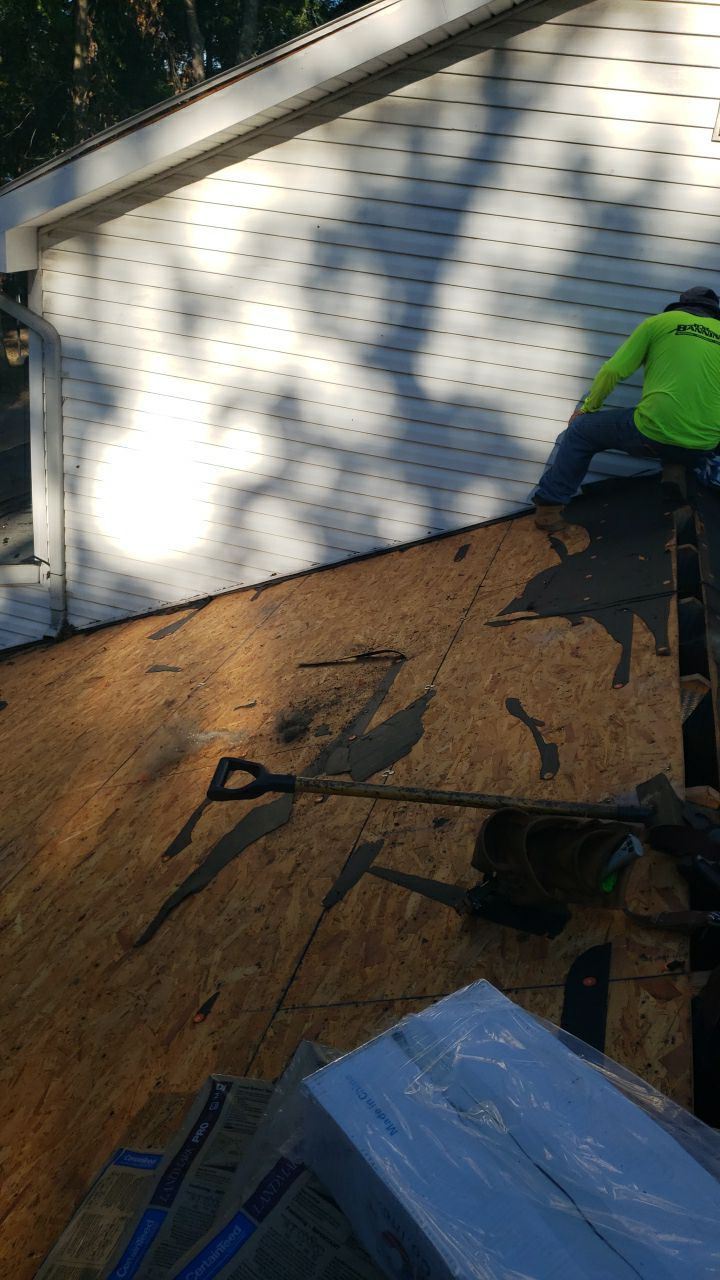 Marshall Roofing Project - Landmark Pro Max Def Pewterwood Designer Shingles by RM Banning, Inc.