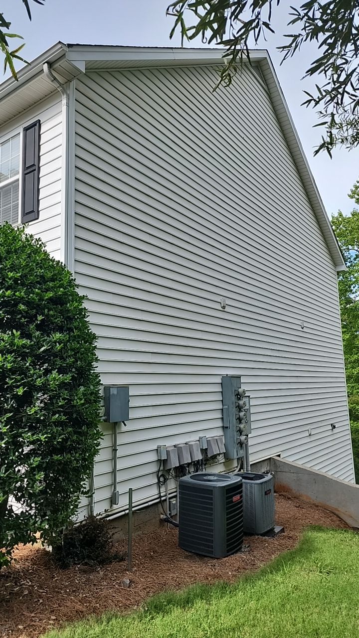 Appartment cleaning by G&H Home Tech Pros LLC