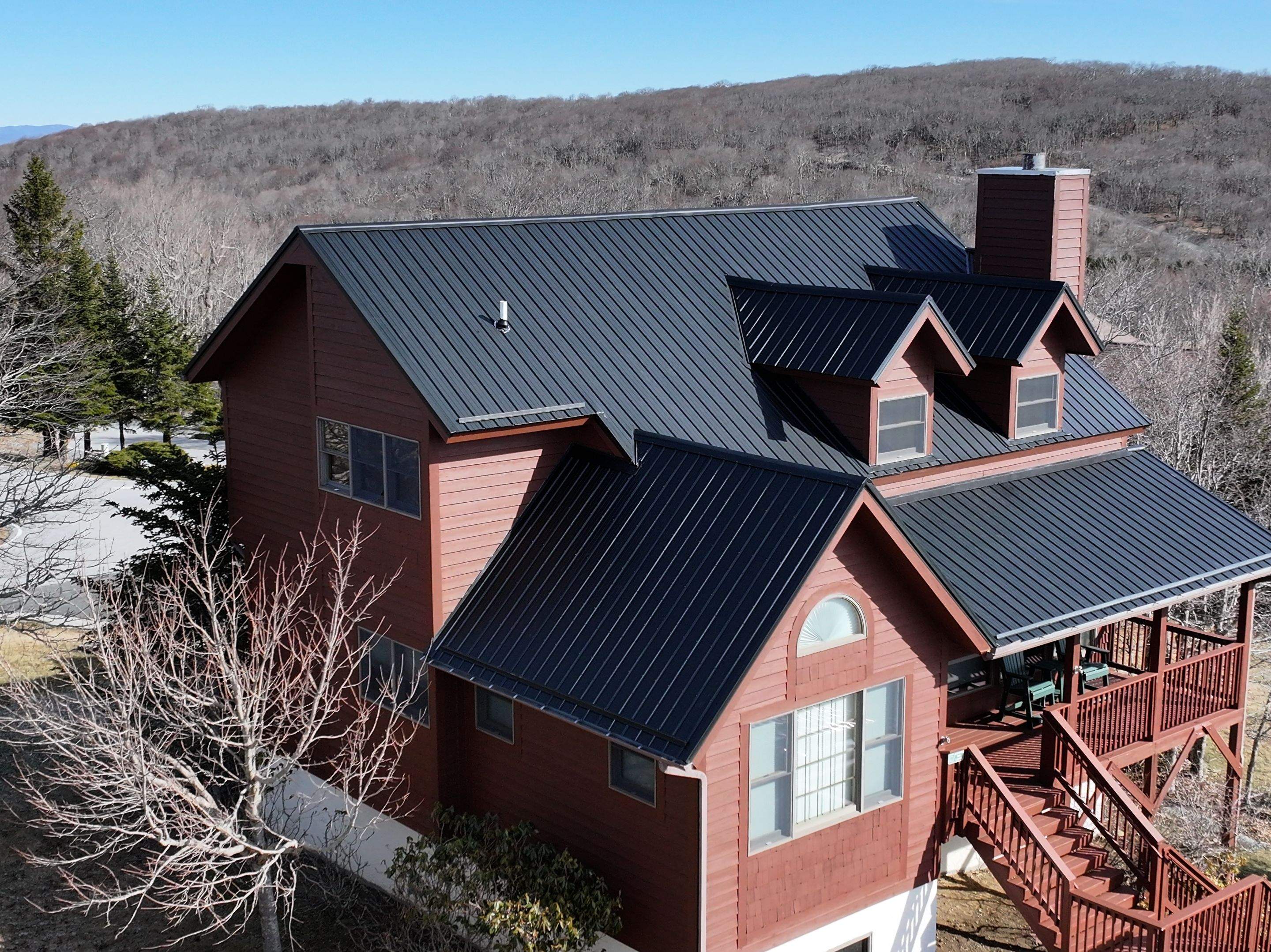 Dameron Residence by Omnia Roofing