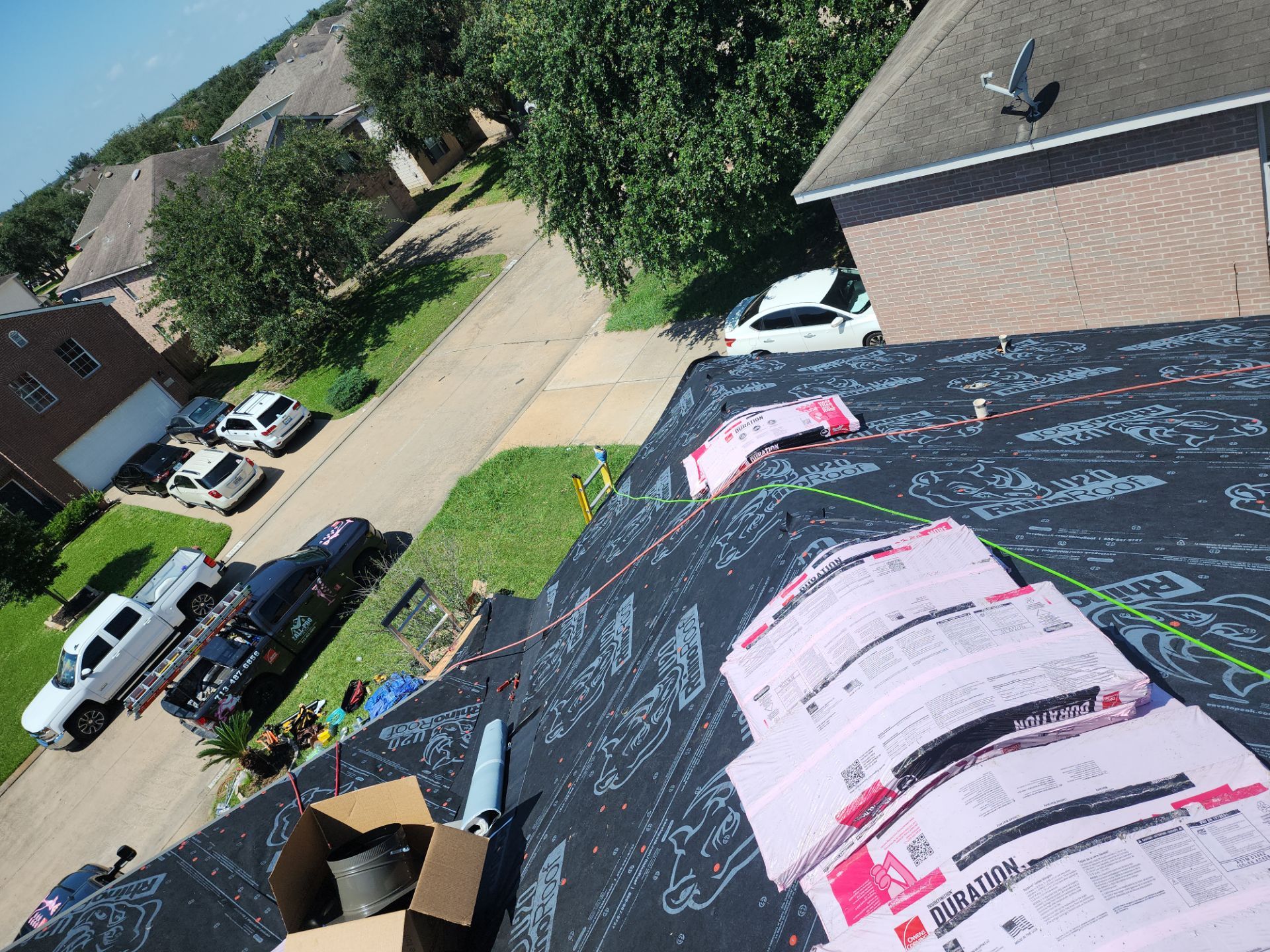 Residential Roofing Installation using Owen's Corning Duration (Lifetime) Shingles by Roof Repair Company