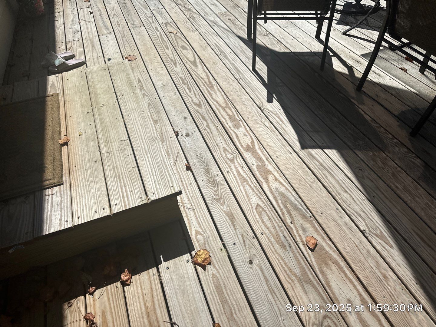 Wood Deck using Wood Sealant by DuraSeal