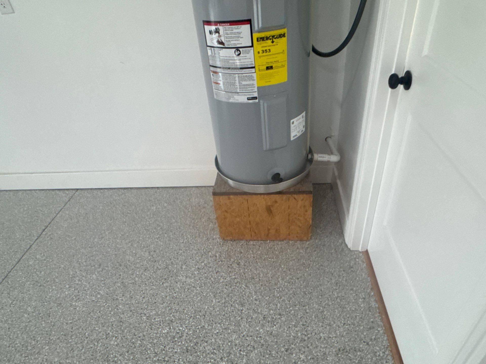 Garage Project in Mount Everest by Cross Creek Concrete Coatings