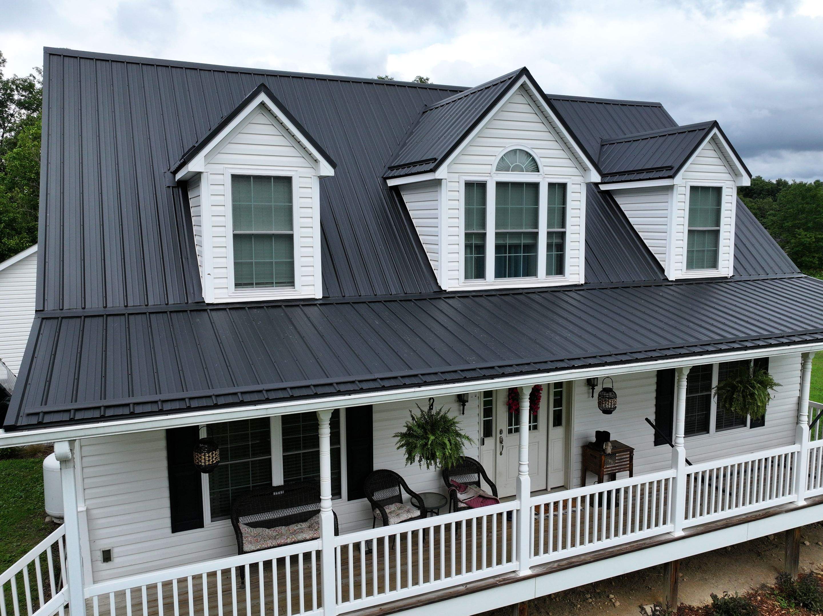 Wine Residence by Omnia Roofing