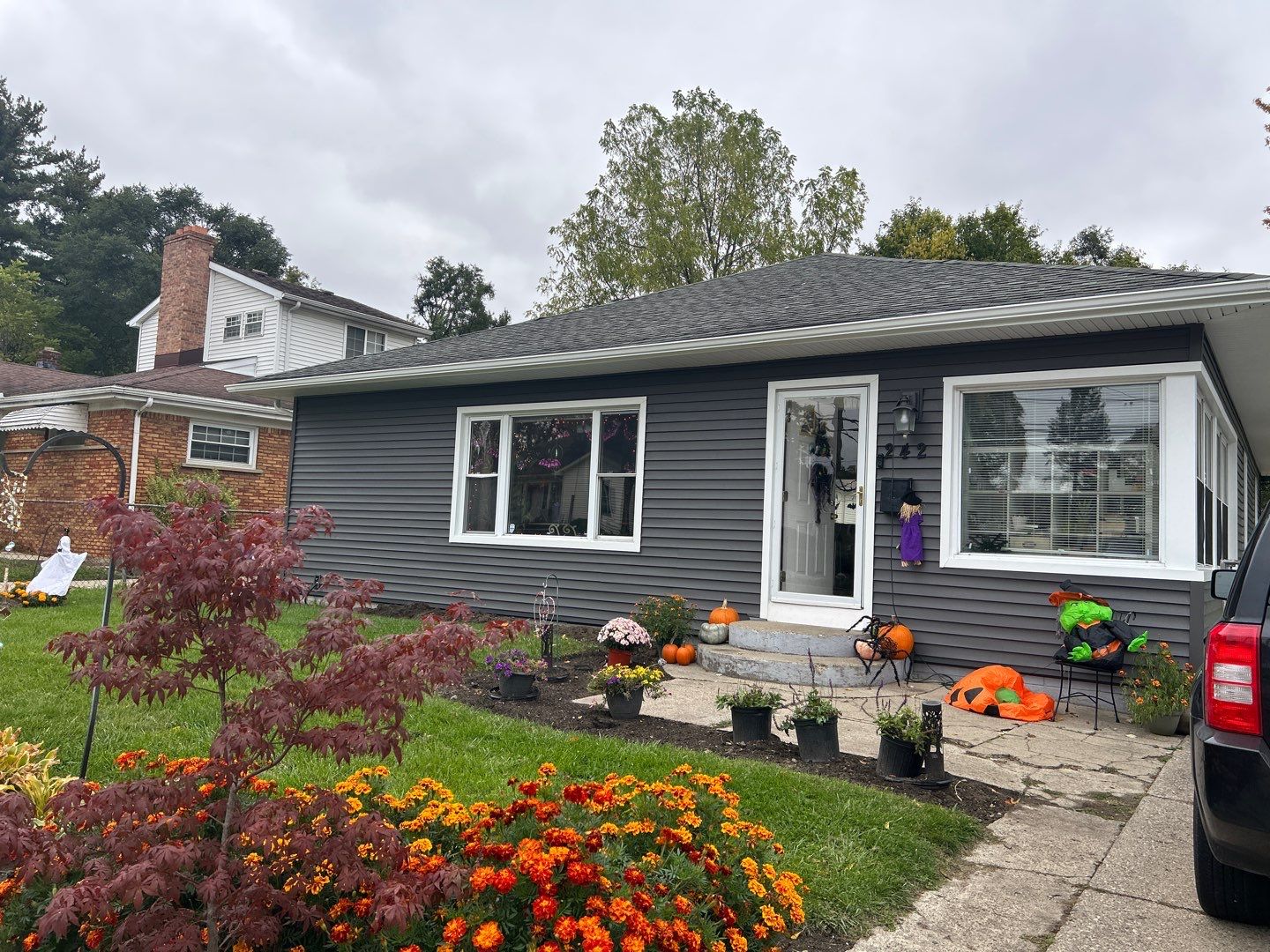 Siding Replacement using CertainTeed Restoration Classis D4 by 180 Contractors