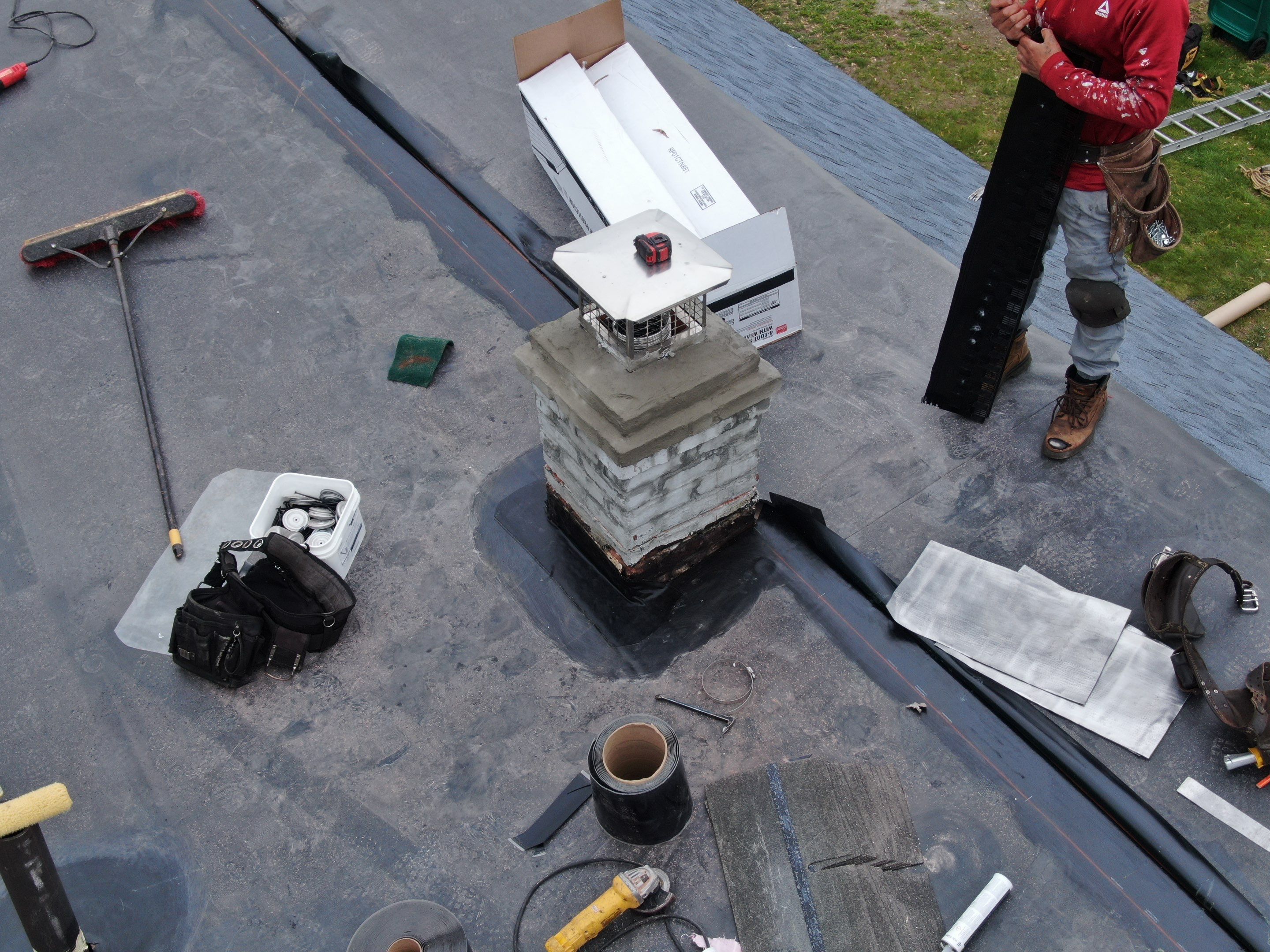 Roof and Flat Roof Membrane Replacement in Lowell, MA by Mighty Dog Roofing of Greater Middlesex County