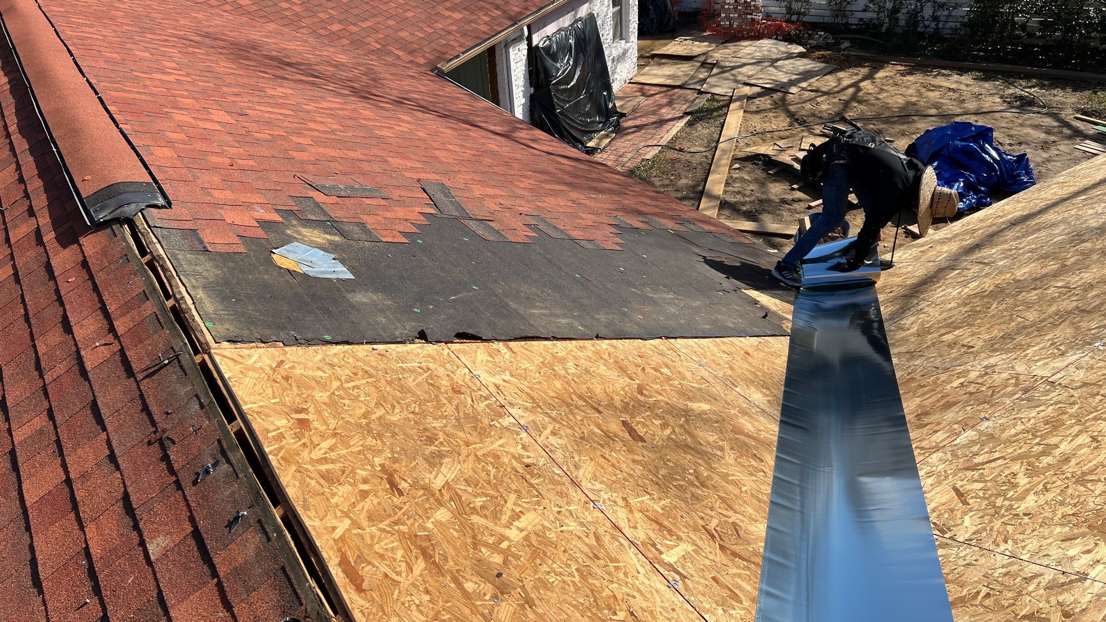 Residential Roofing Installation using Matching Roof Shingles by Harvey Roofing & Construction