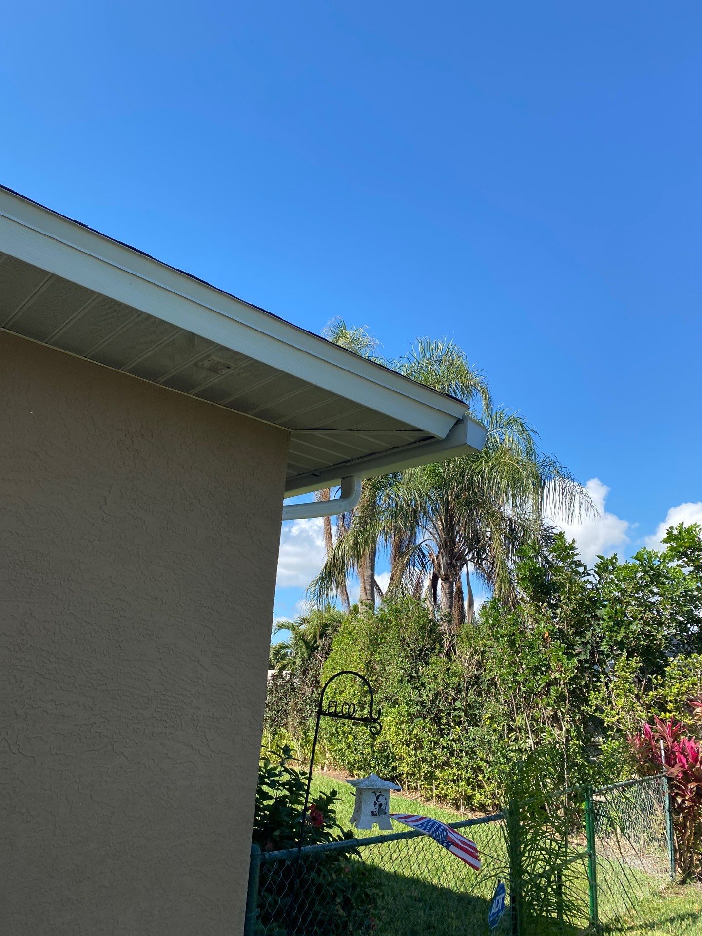 7-Inch Gutters for Large Homes in Cape Coral FL by Gutter Professors