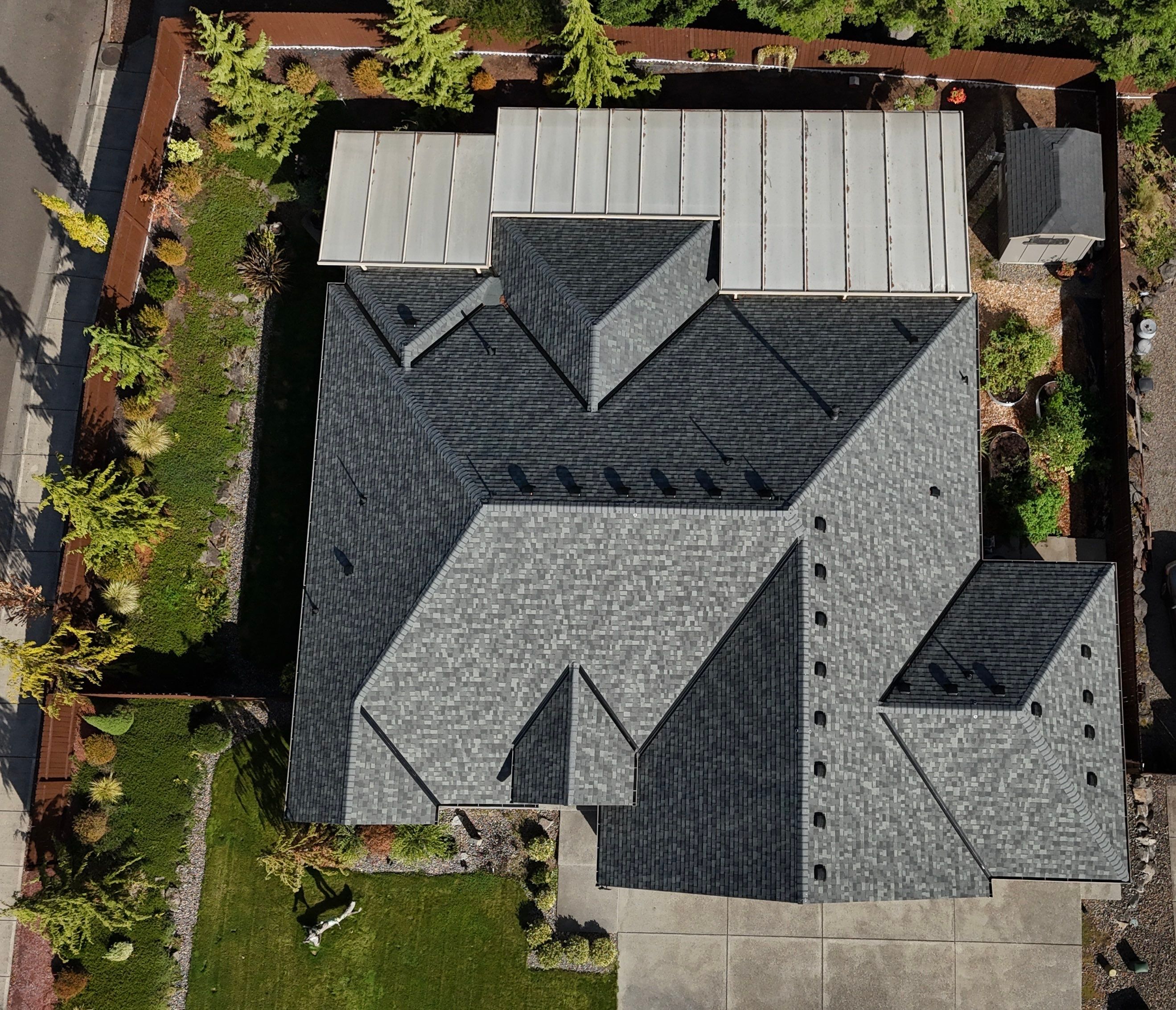 Estate Gray | Roof Replacement in Vancouver, WA 98686 by Valiant Roofing, LLC
