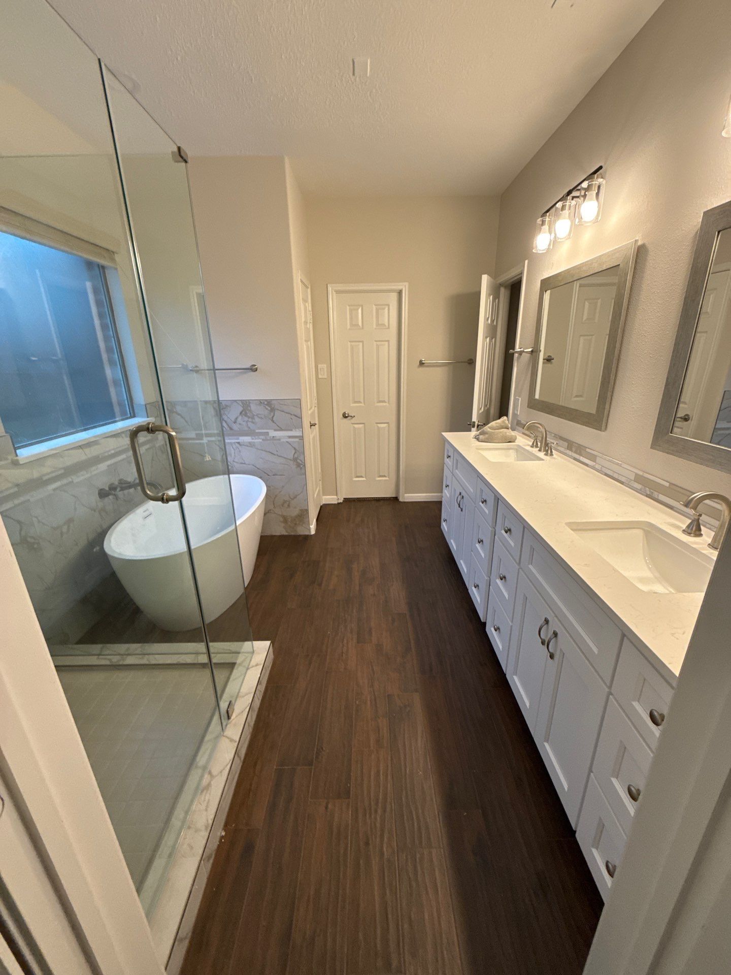 Bathroom and Ktichen Remodel in The Woodlands by SophAlx LLC