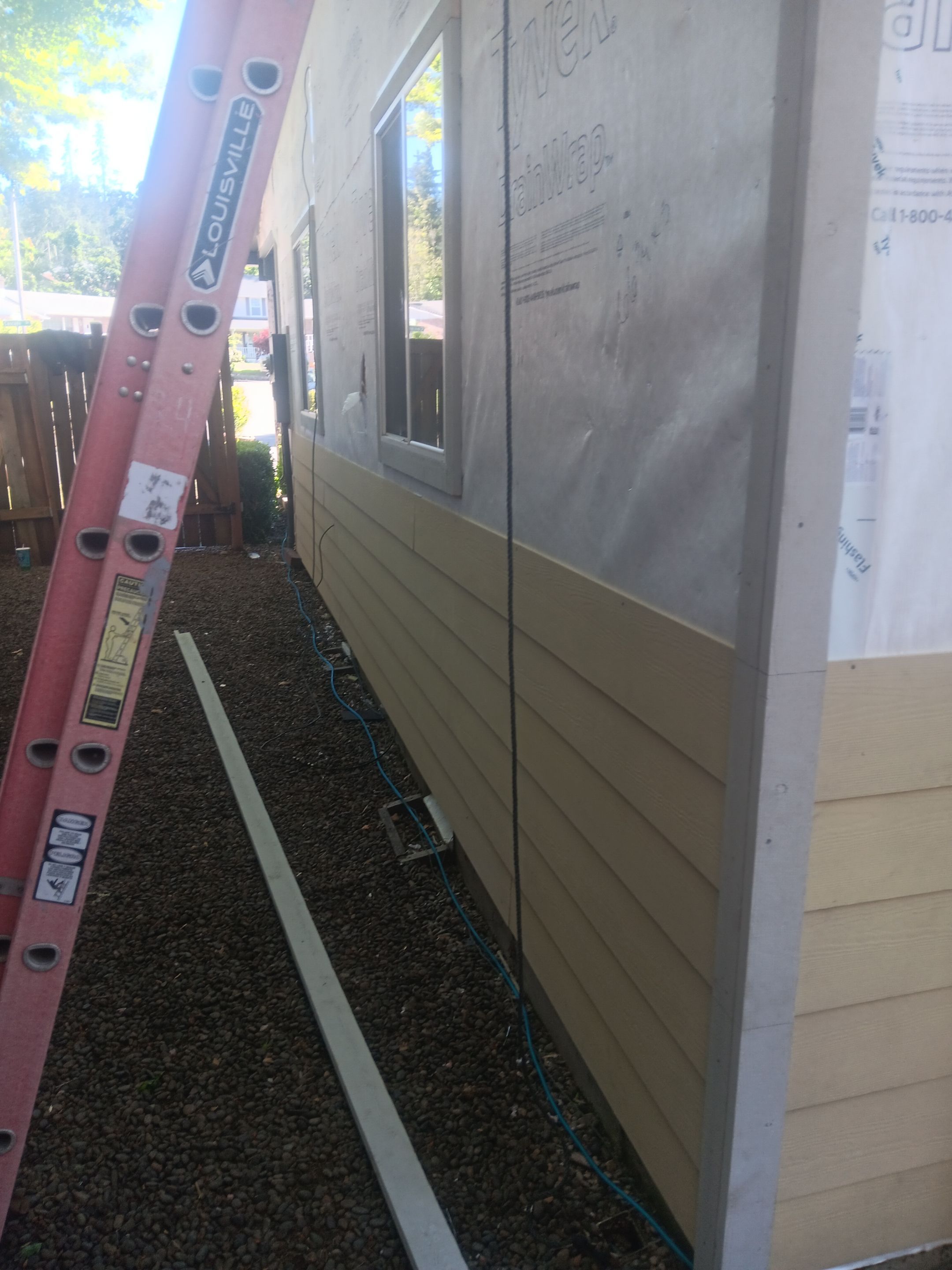 Siding Repair Project by BEST Roofing & Waterproofing