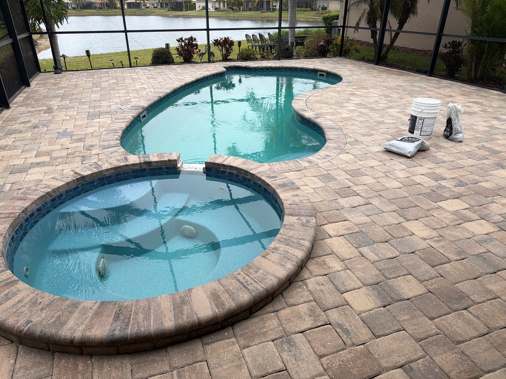 Valencia Lakes Pool Deck Paver Sealing and Restoration by Supreme Paver Experts