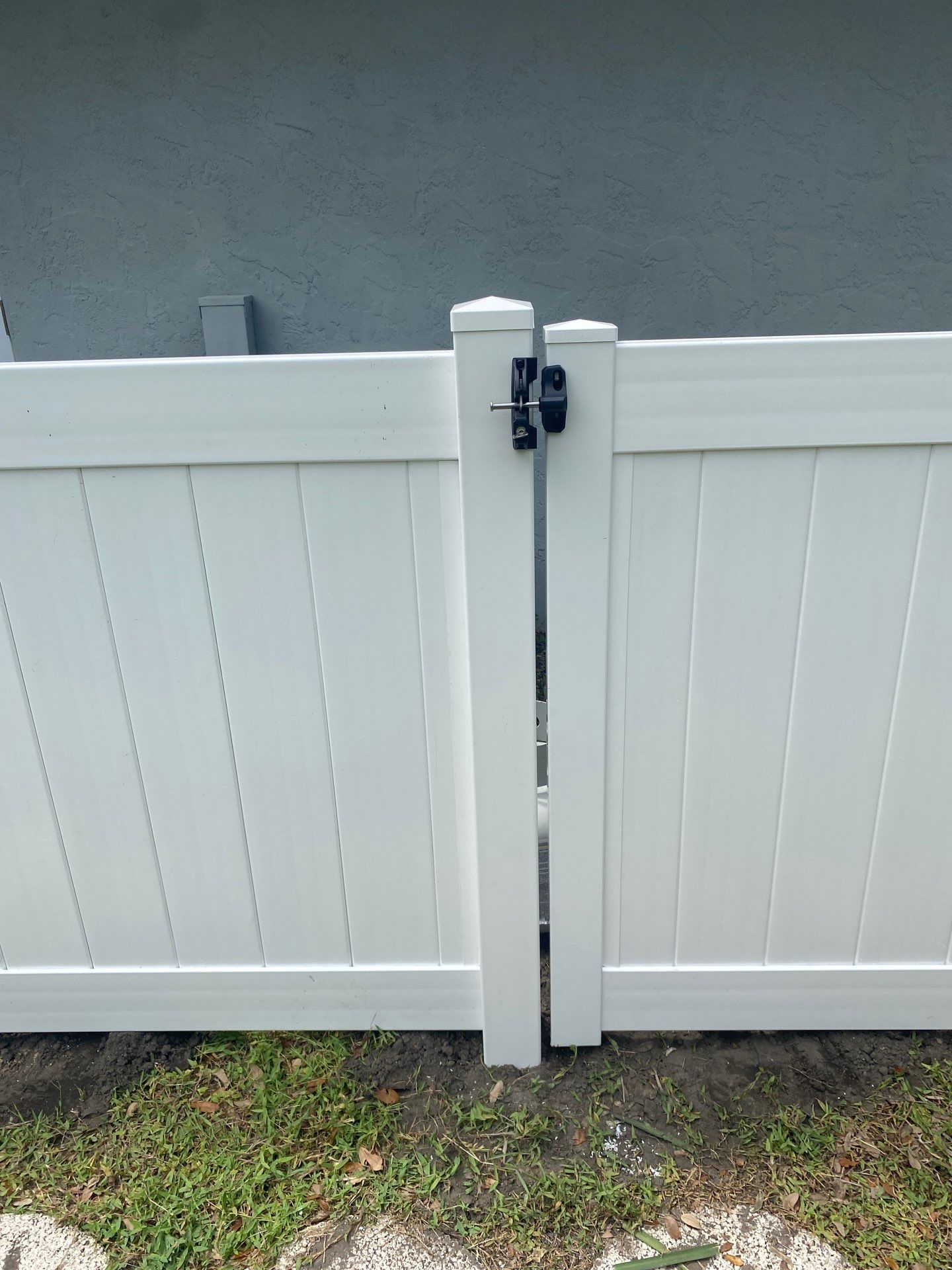 4474 Opal Ct  by H&Y Fence