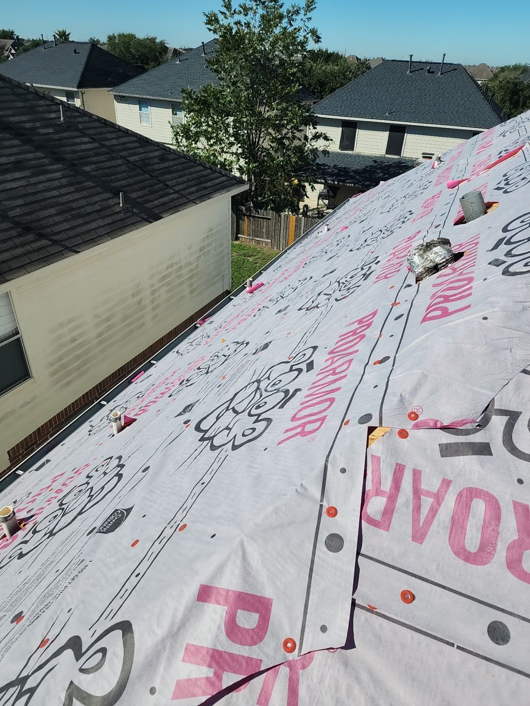 Residential Roofing Installation using Owen's Corning Duration (Lifetime) Shingles by Roof Repair Company
