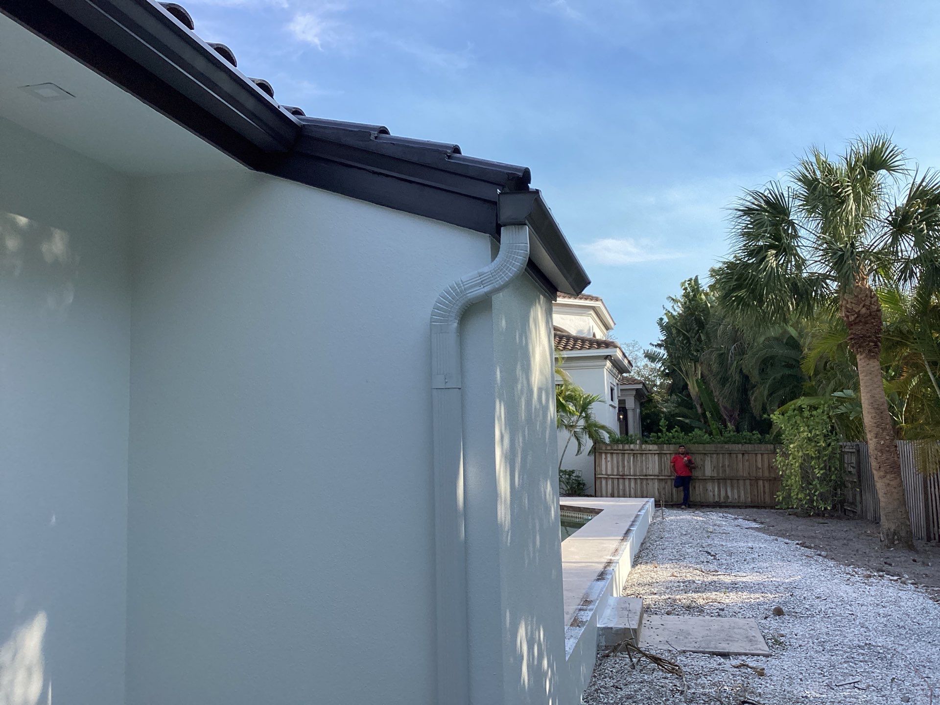 6 Inch Seamless Gutters using bronze gutters in Sarasota FL by Gutter Professors