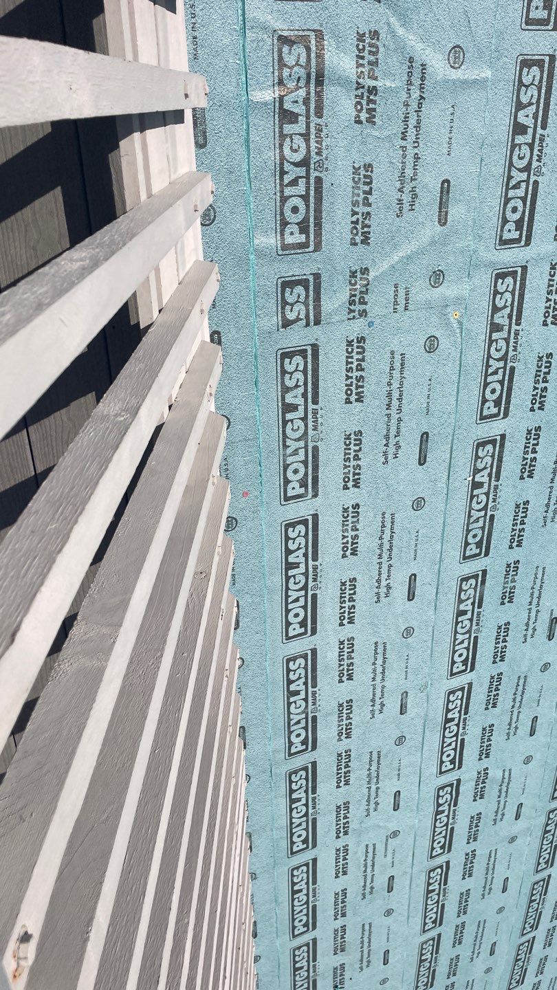 Residential Roofing Installation using Gulf Coast Metals Gulf Seam Panels by Four Peaks Roofing