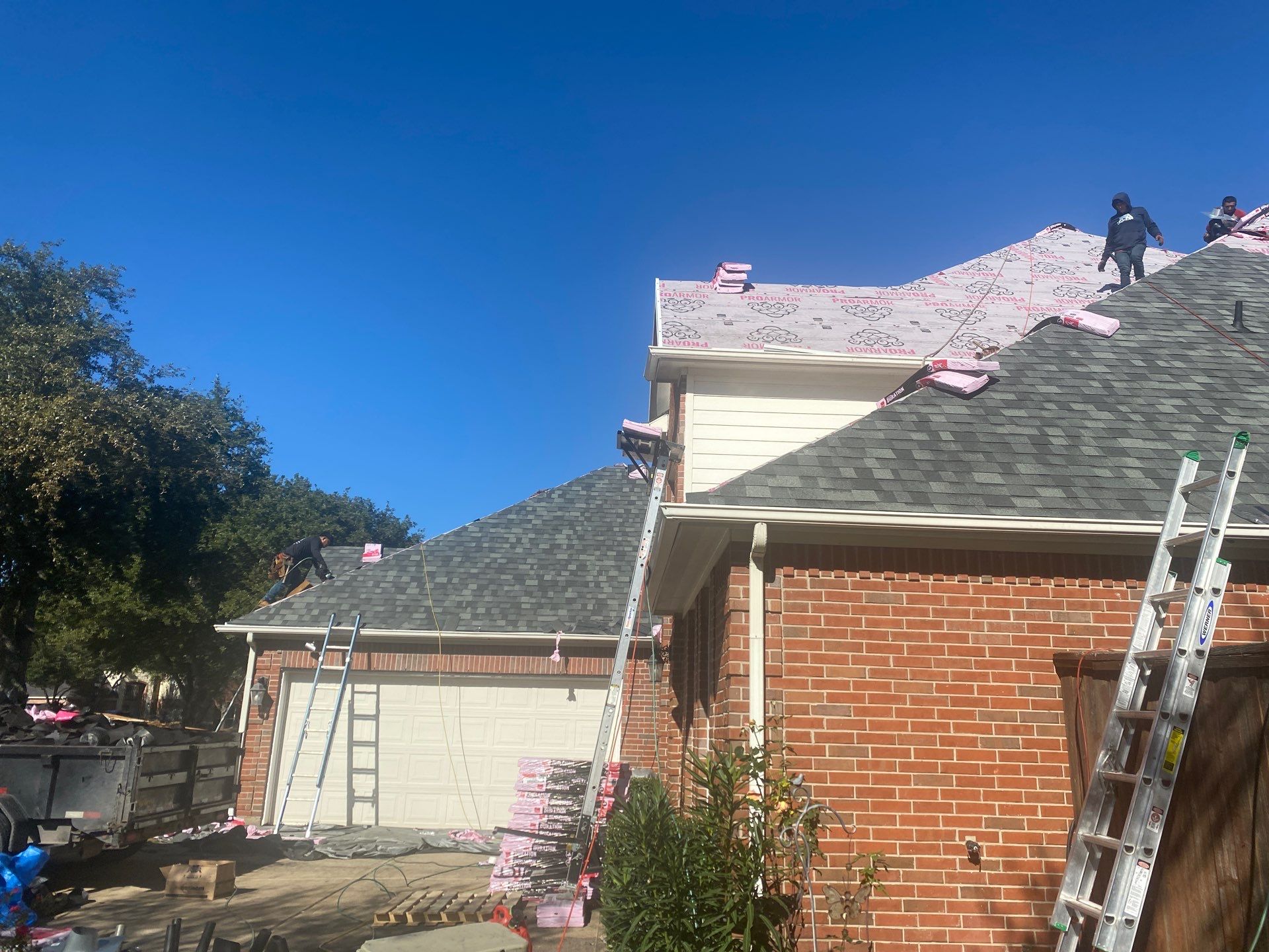 Residential Roofing Installation using Owen's Corning Duration (Lifetime) Shingles by Roof Repair Company
