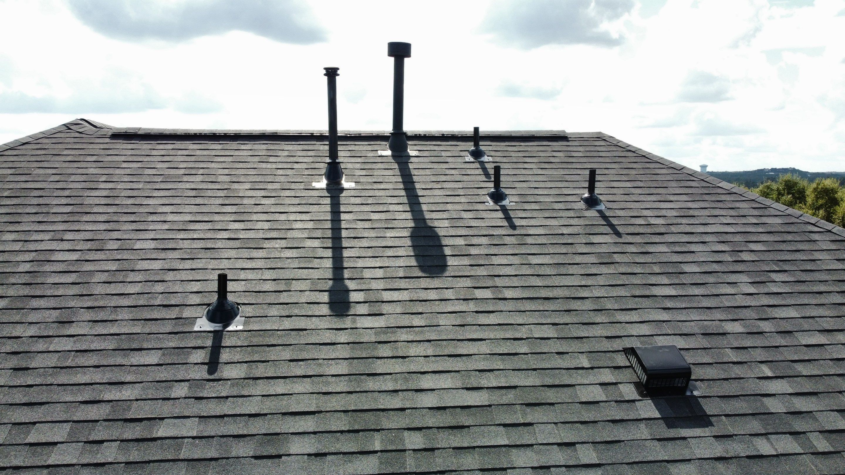 Residential Roofing Installation using Owens Corning Oakridge by Kstylez Roofing & Construction