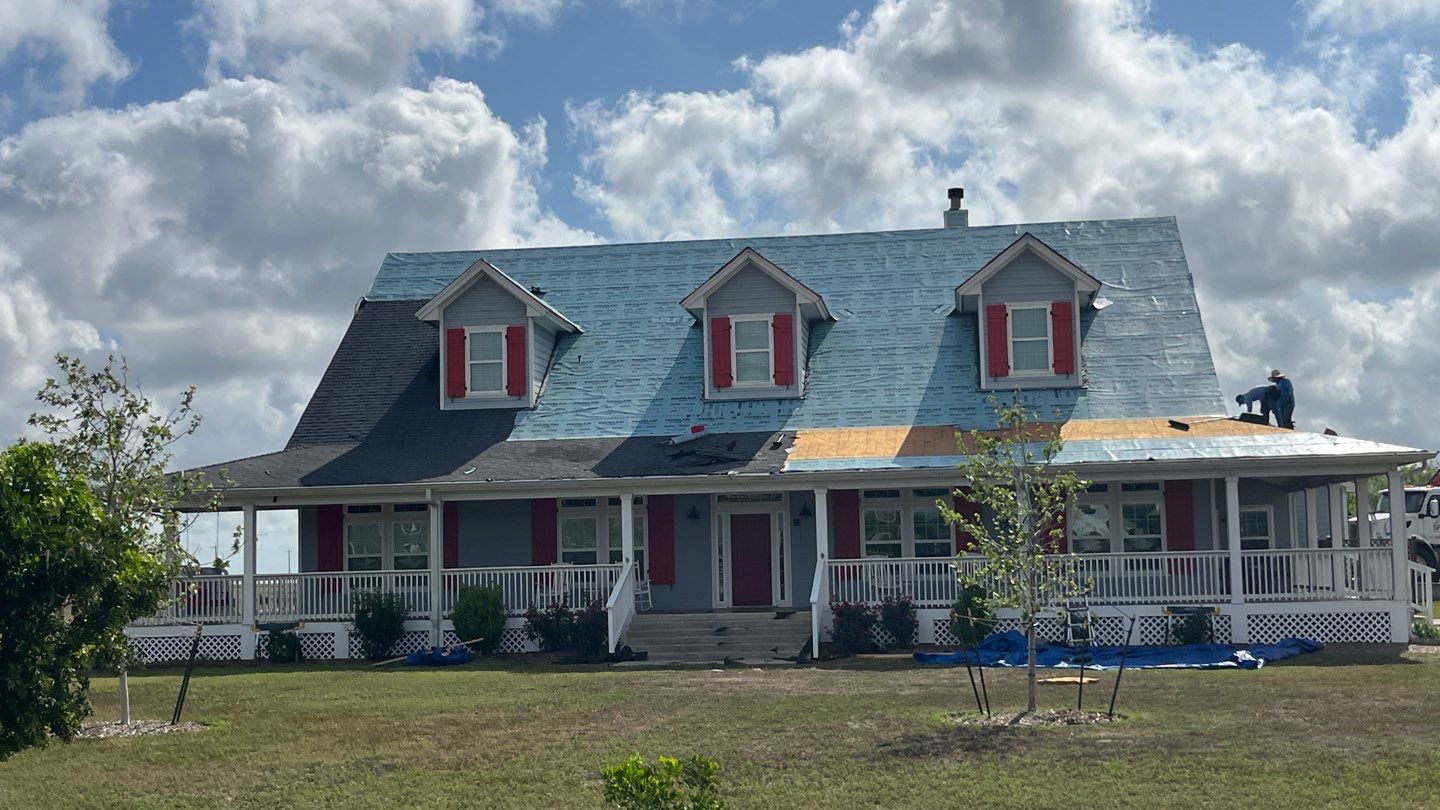 Big South Side Country Home by Bayfront Roofing and Construction