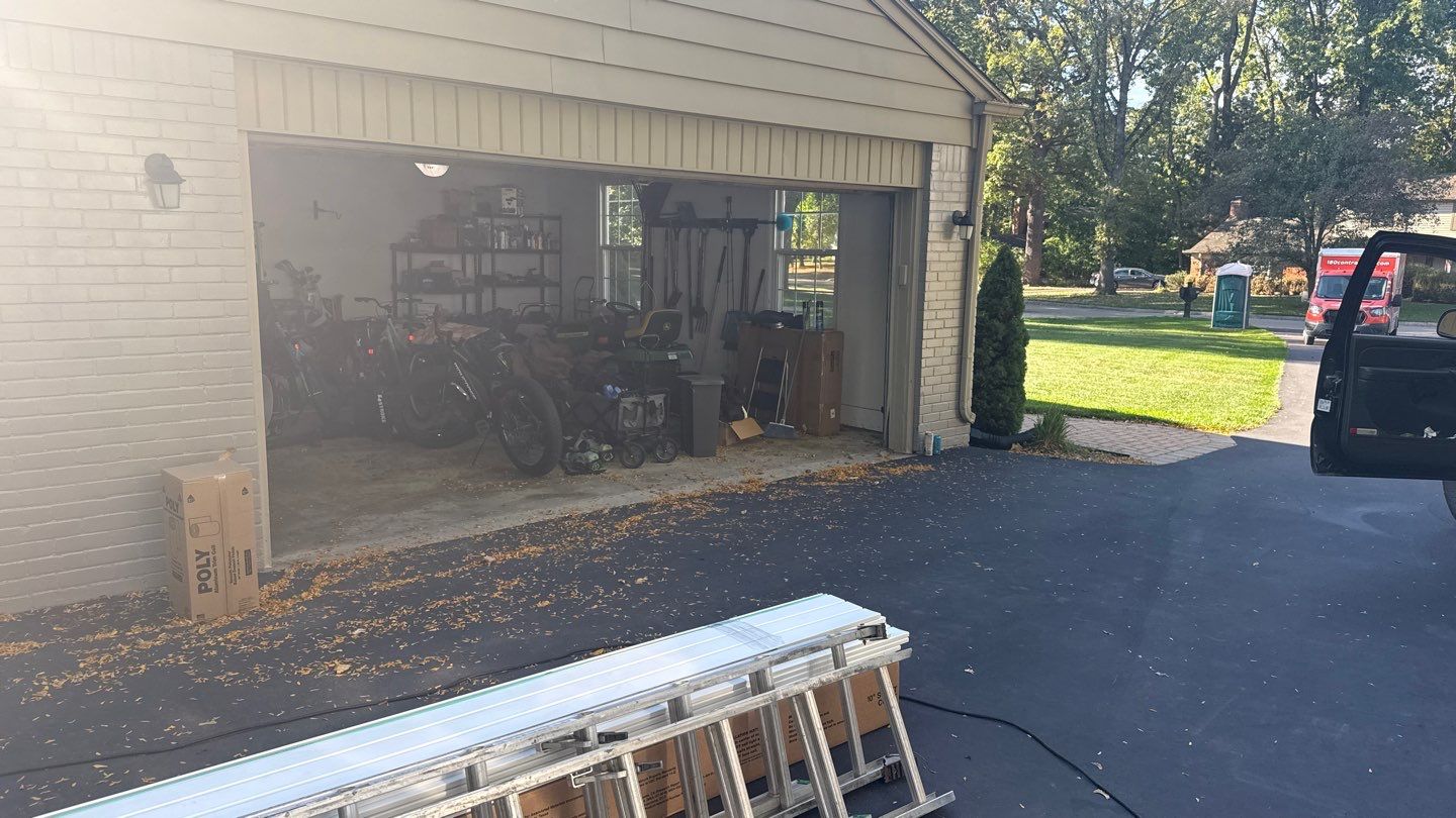 Siding Replacement using Alside S7 Cedar Mill Grain Storm Grey by 180 Contractors