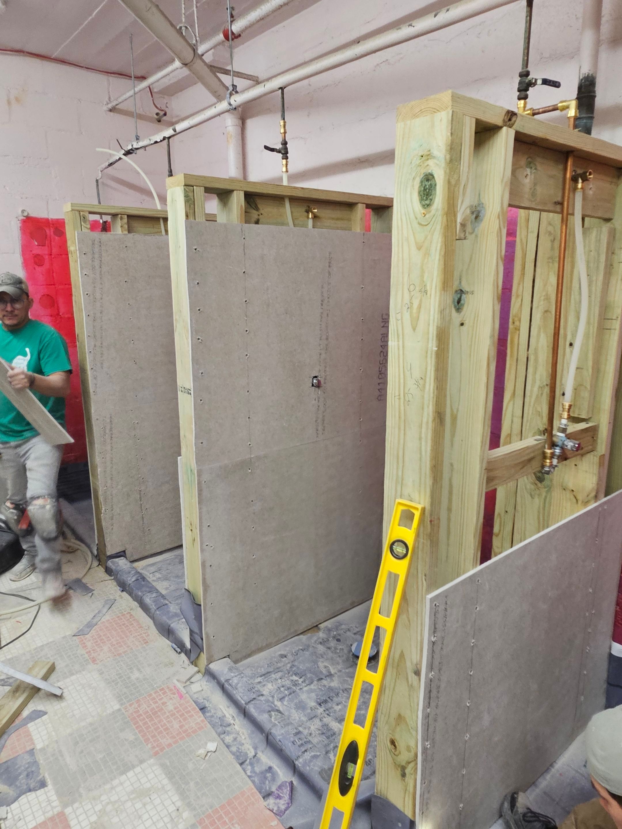 Showers & Storage by EL-GC LLC