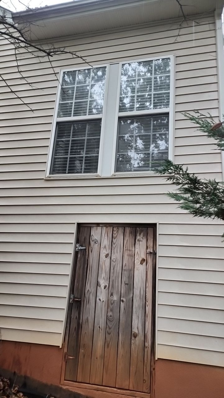 House Wash using cleaner by Power Wash Masters LLC