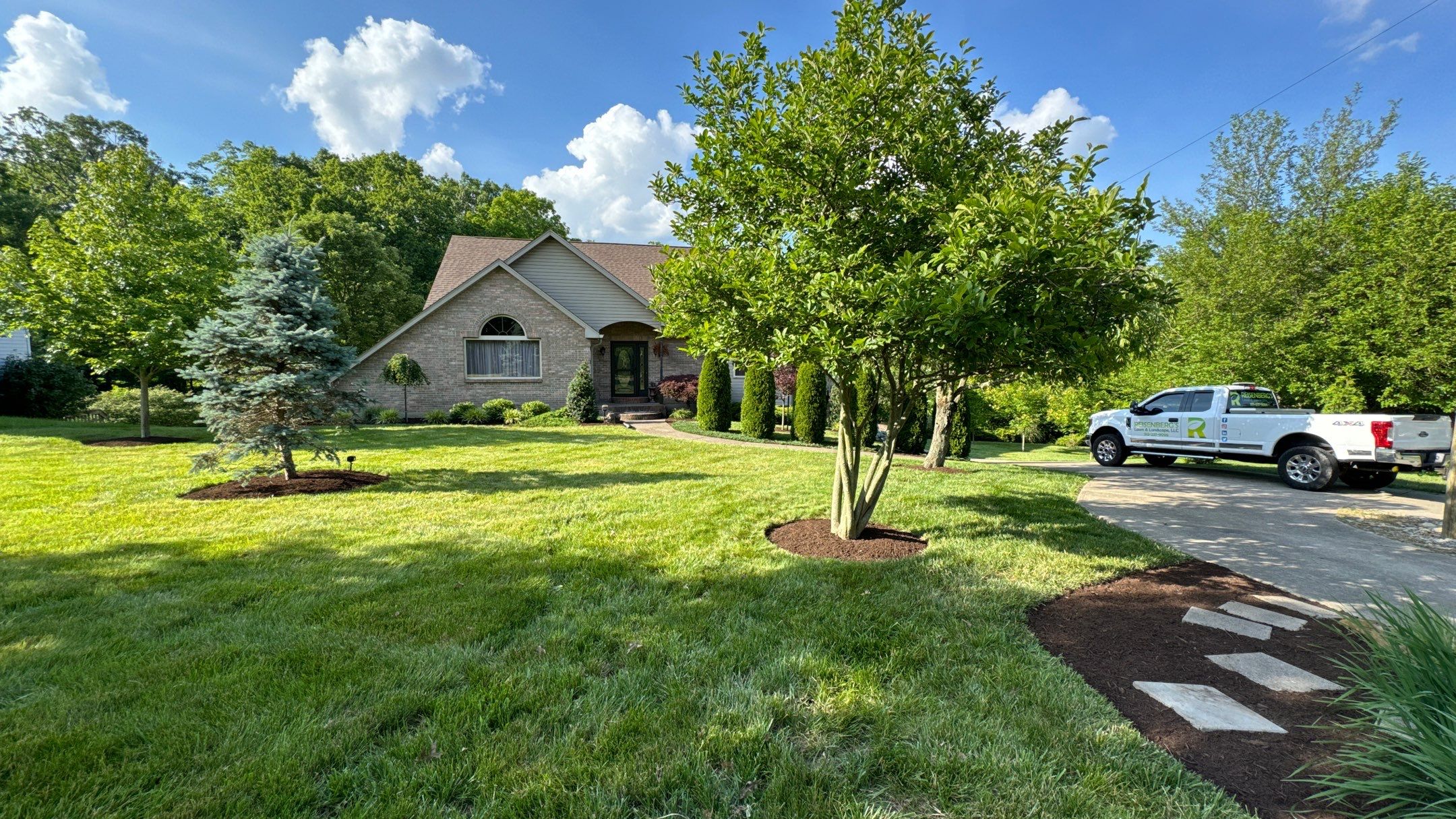 Clean Up, Edge, Prune & Mulch by Reisenberg’s Lawn & Landscape, LLC