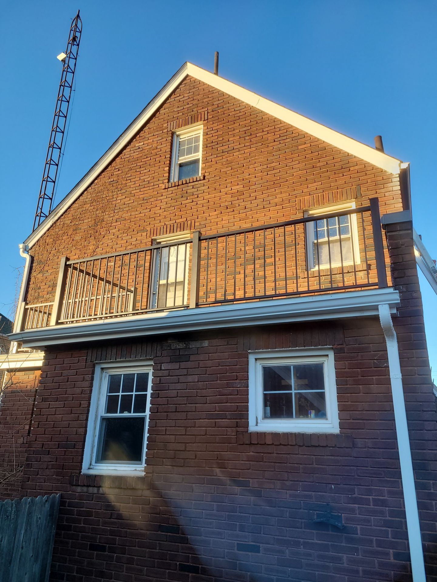 Megan & Mathew Greller by Silver Leaf Contracting 