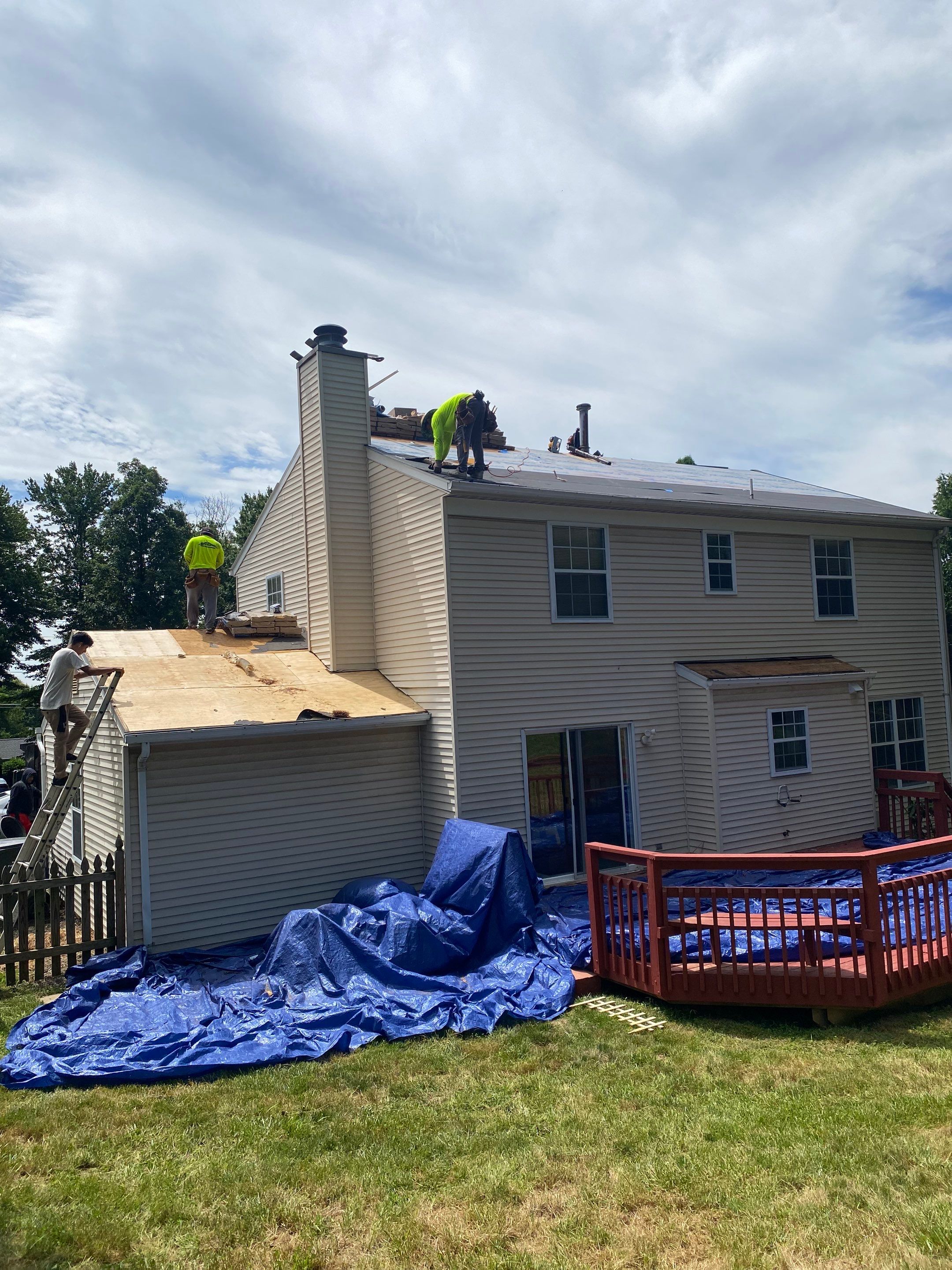 Falls Church: CertainTeed Landmark Pro Designer Shingles in Max Def Pewterwood by RM Banning, Inc.