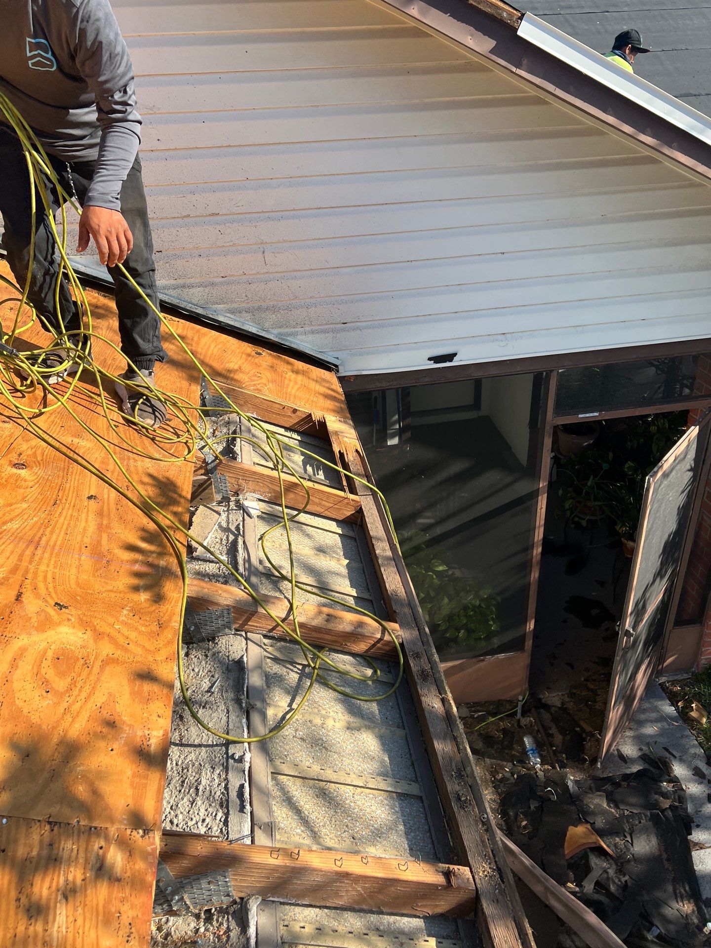 Project in Clearwater 33762 by Mitchell Roofing Company LLC 