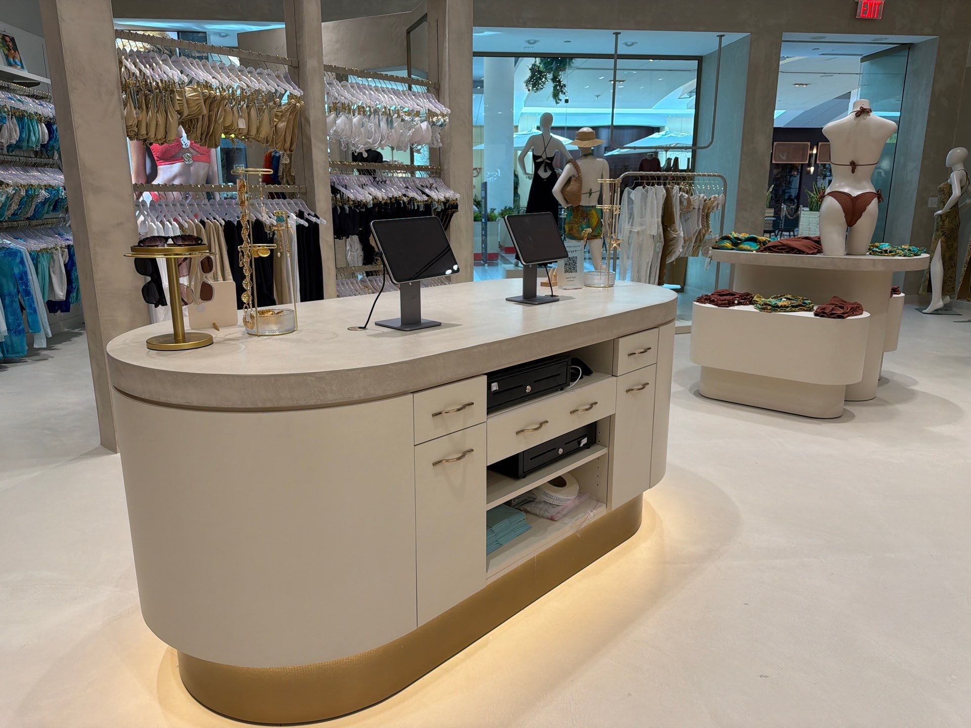 Luli Fama - Dadeland Mall by Seamless Surfaces