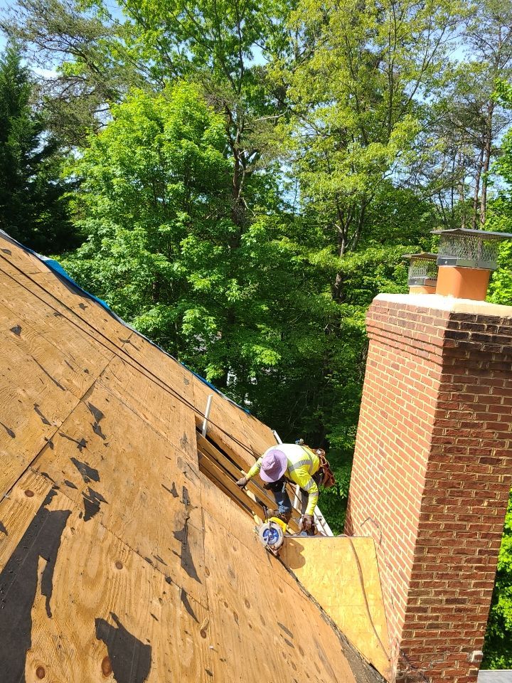 Clifton - CertainTeed Landmark Charcoal Black by RM Banning, Inc.