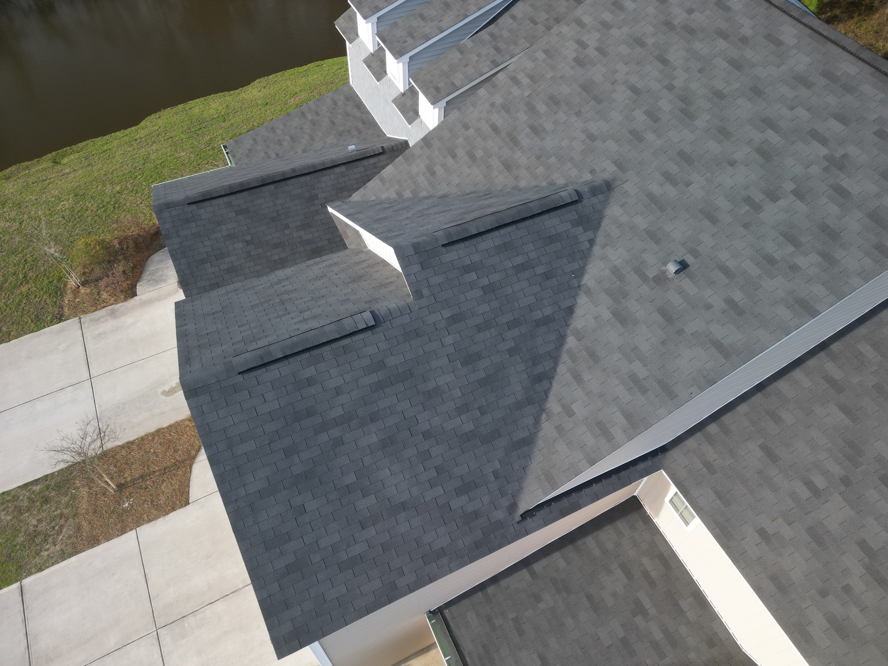 Residential Roofing Installation using Atlas Pinnacle Pristine  by Talya Roofing