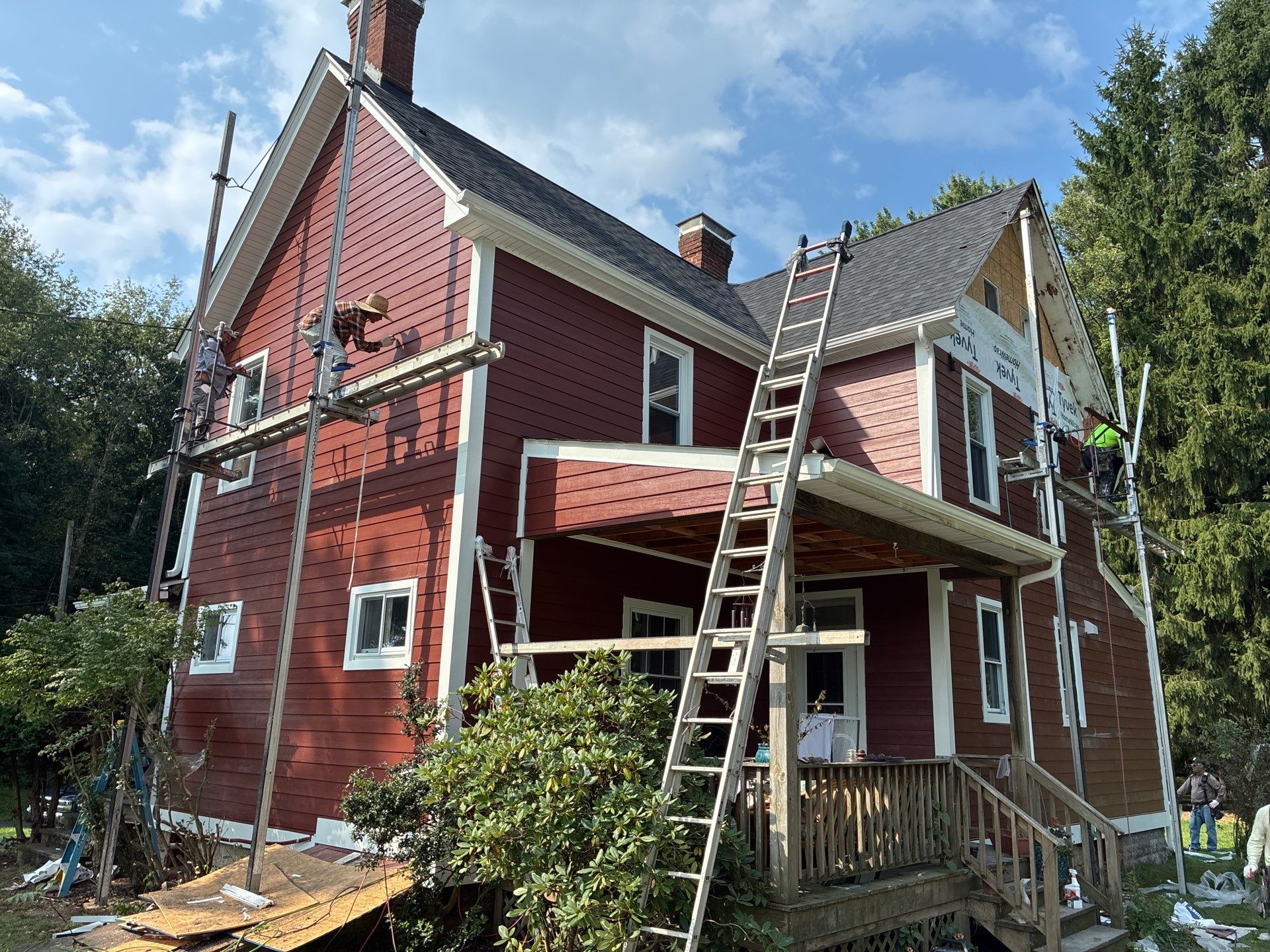 Full House Siding Renovation and Exterior Repairs in Valencia, Pennsylvania by Ideal Siding Pittsburgh